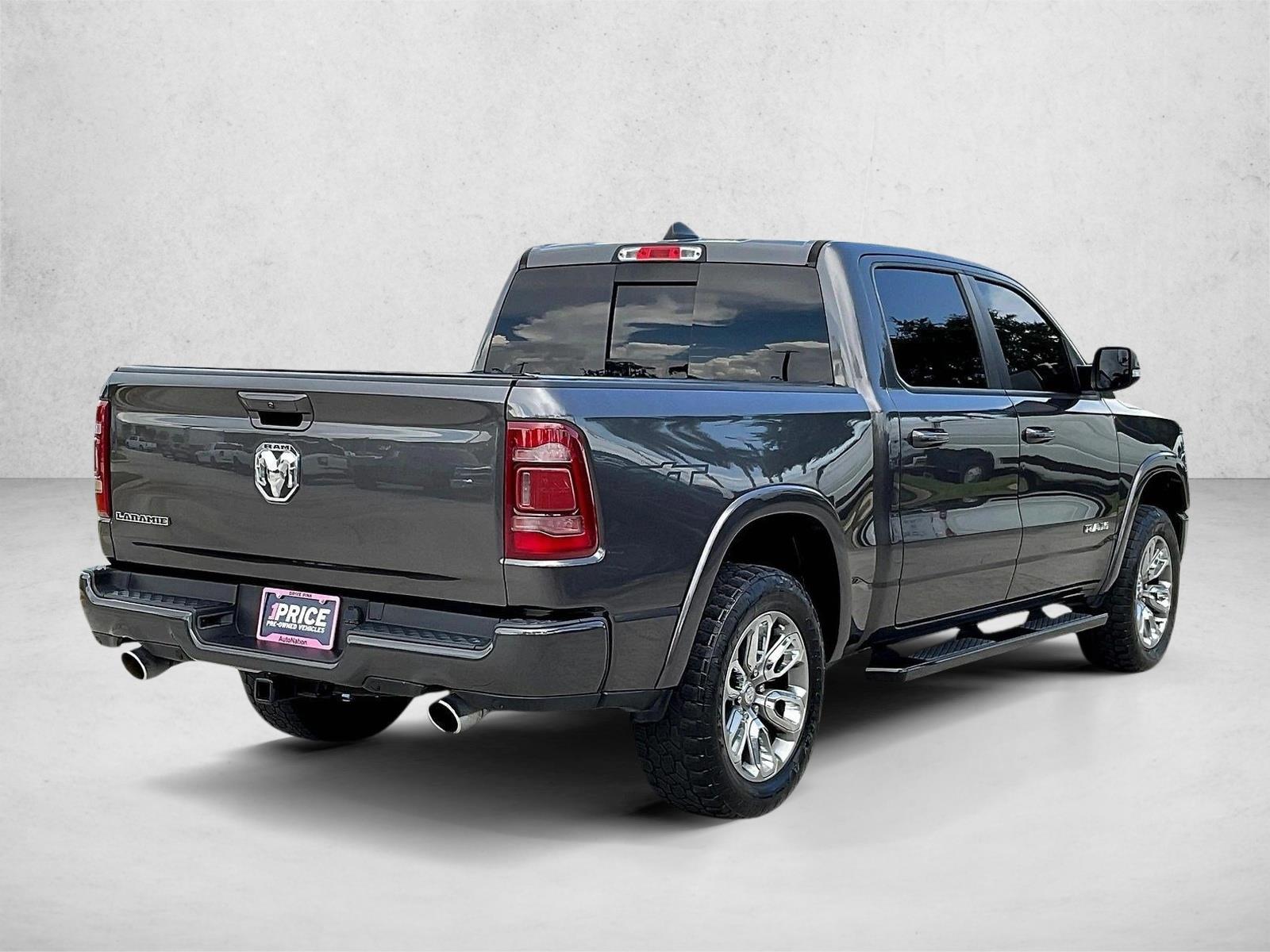 Used 2022 Granite Crystal Metallic Clearcoat Ram Laramie image 2