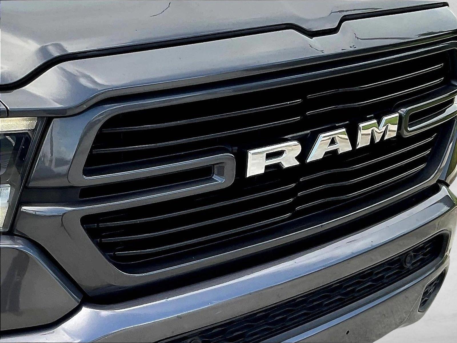 Used 2022 Granite Crystal Metallic Clearcoat Ram Laramie image 30