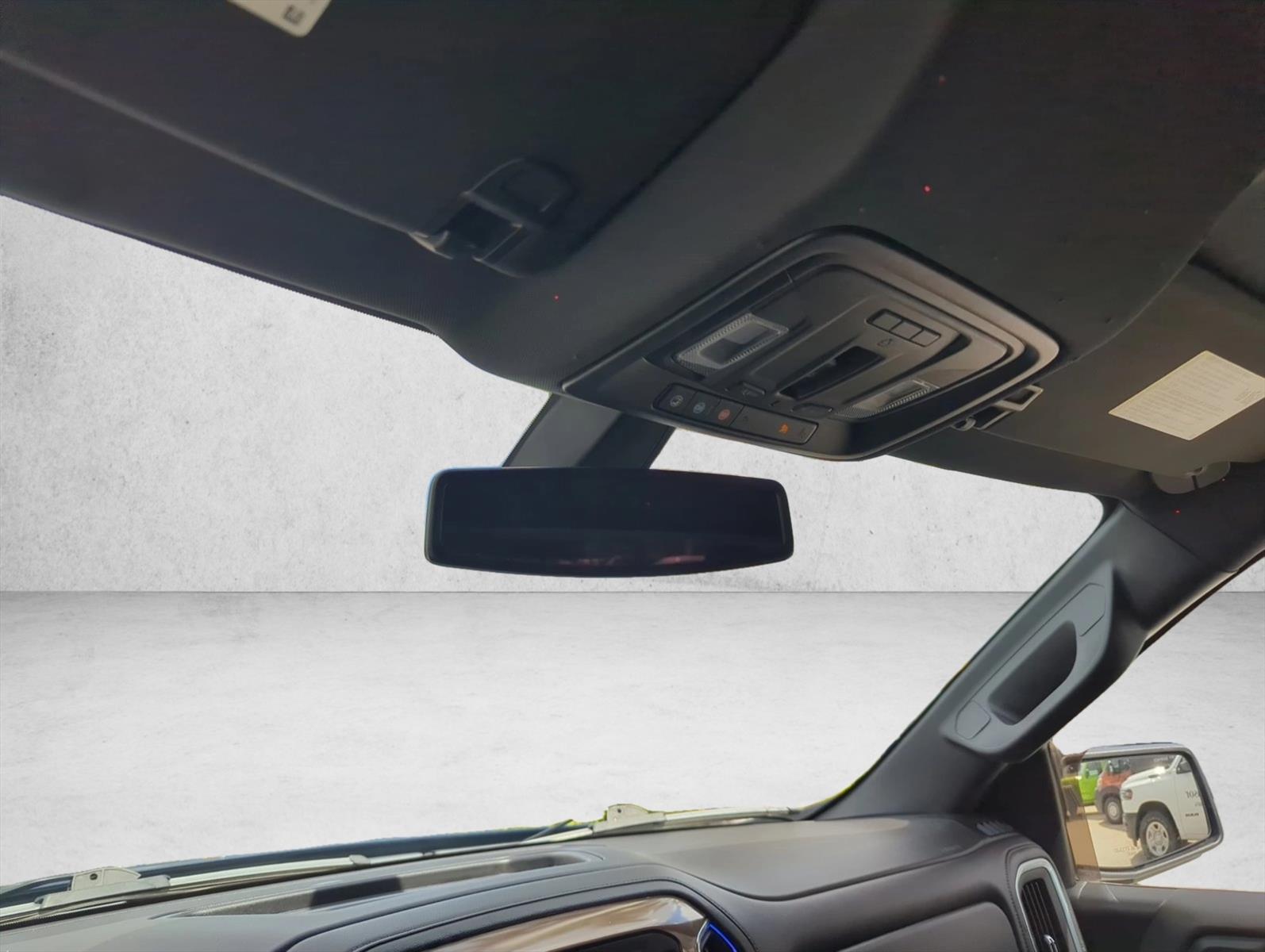 Used 2019 Blue CHEVROLET  image 12