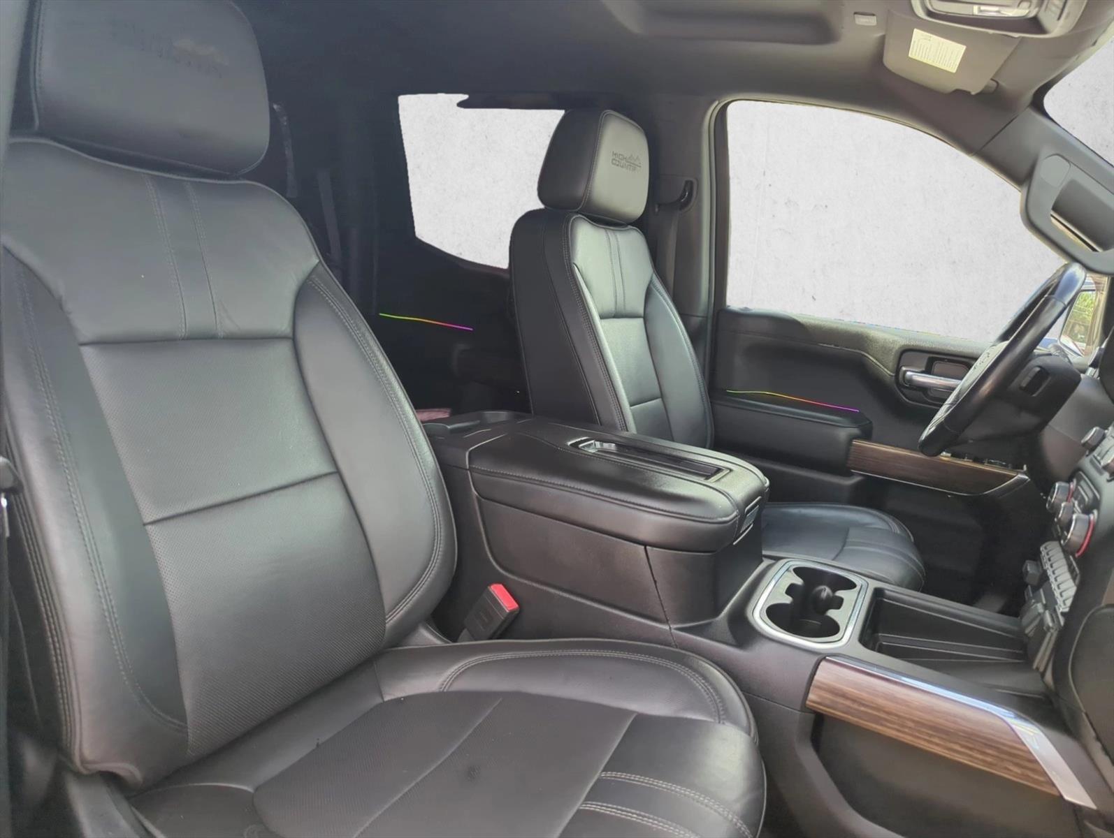 Used 2019 Blue CHEVROLET  image 25