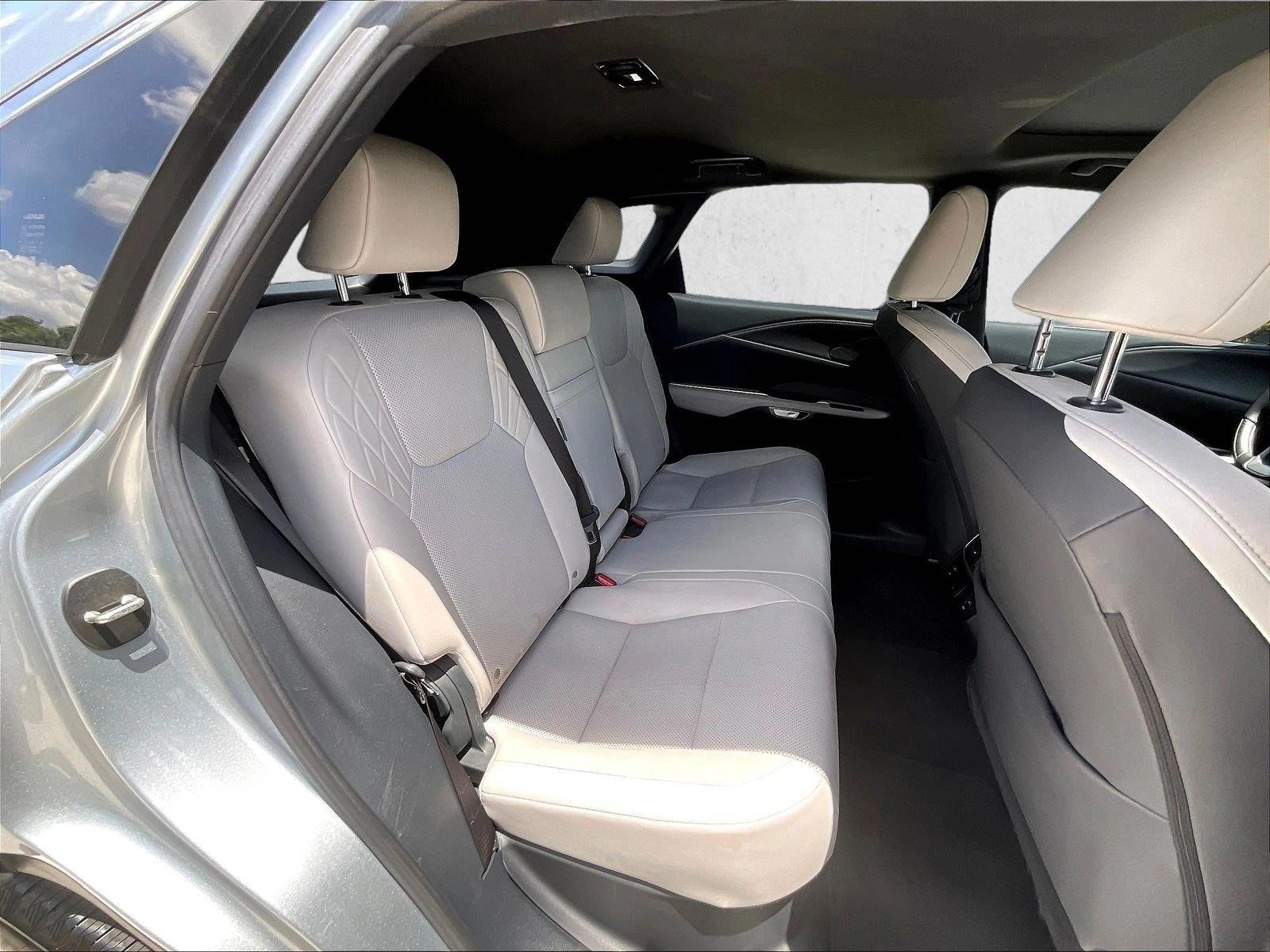 Used 2024 Iridium Lexus RX 350 Premium image 30
