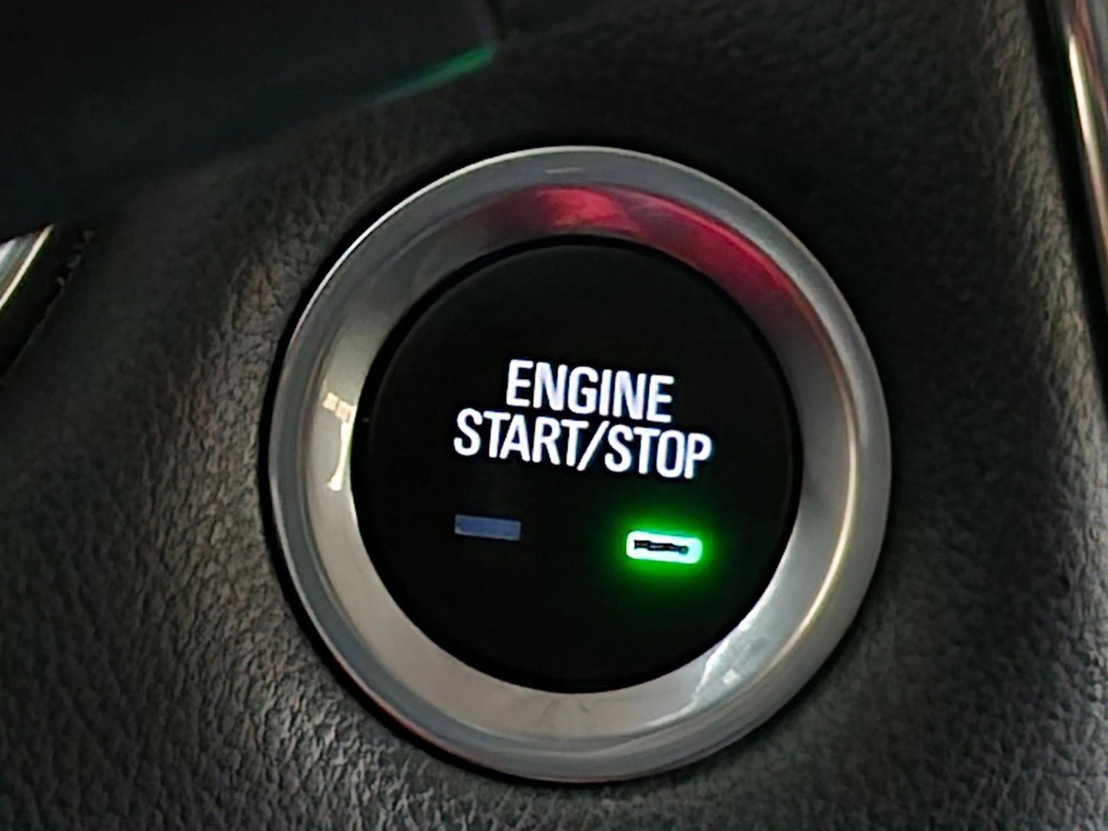 Used 2020 Graphite Metallic Chevrolet LT Cloth image 10