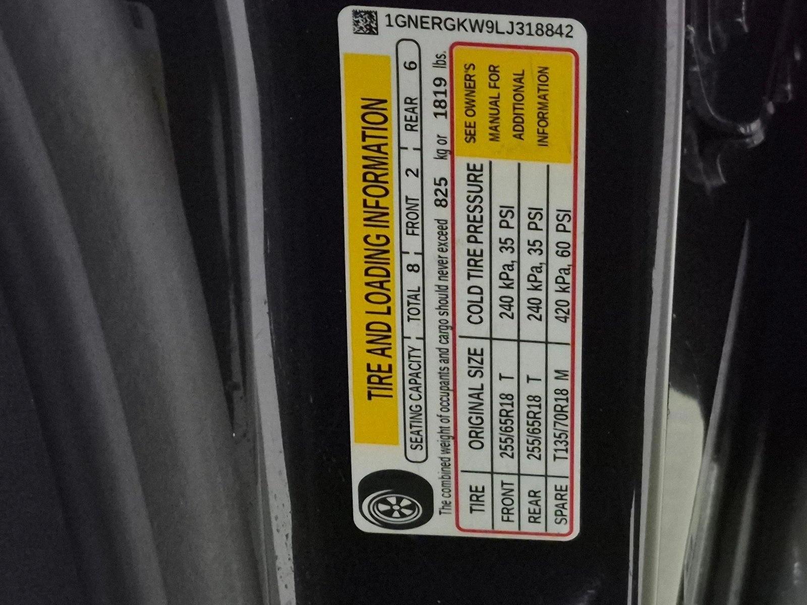 Used 2020 Graphite Metallic Chevrolet LT Cloth image 21