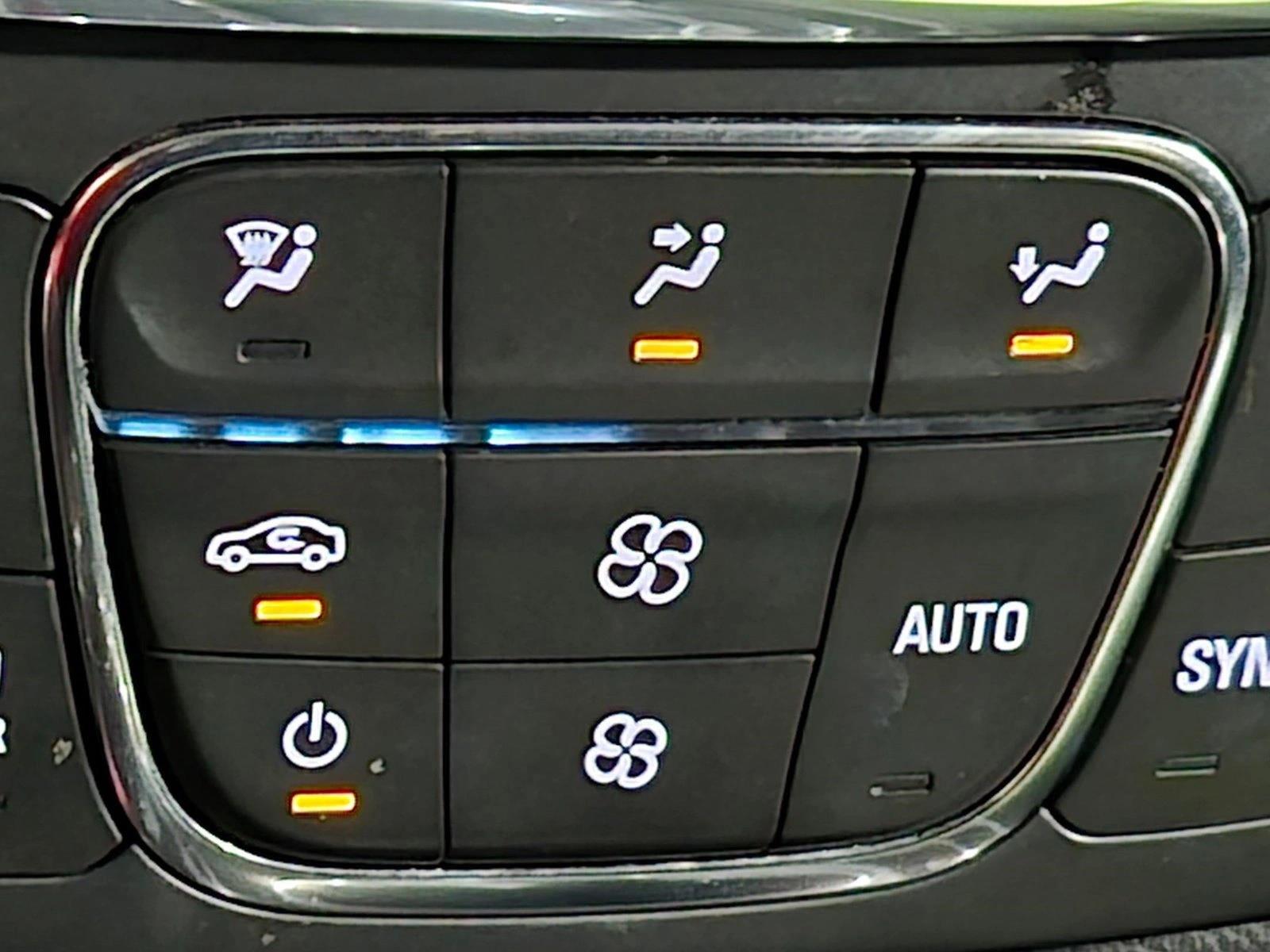 Used 2020 Graphite Metallic Chevrolet LT Cloth image 9