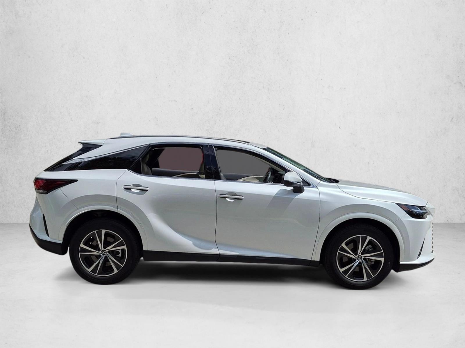 Certified Used 2024 Eminent White Pearl Lexus RX 350 Premium image 4