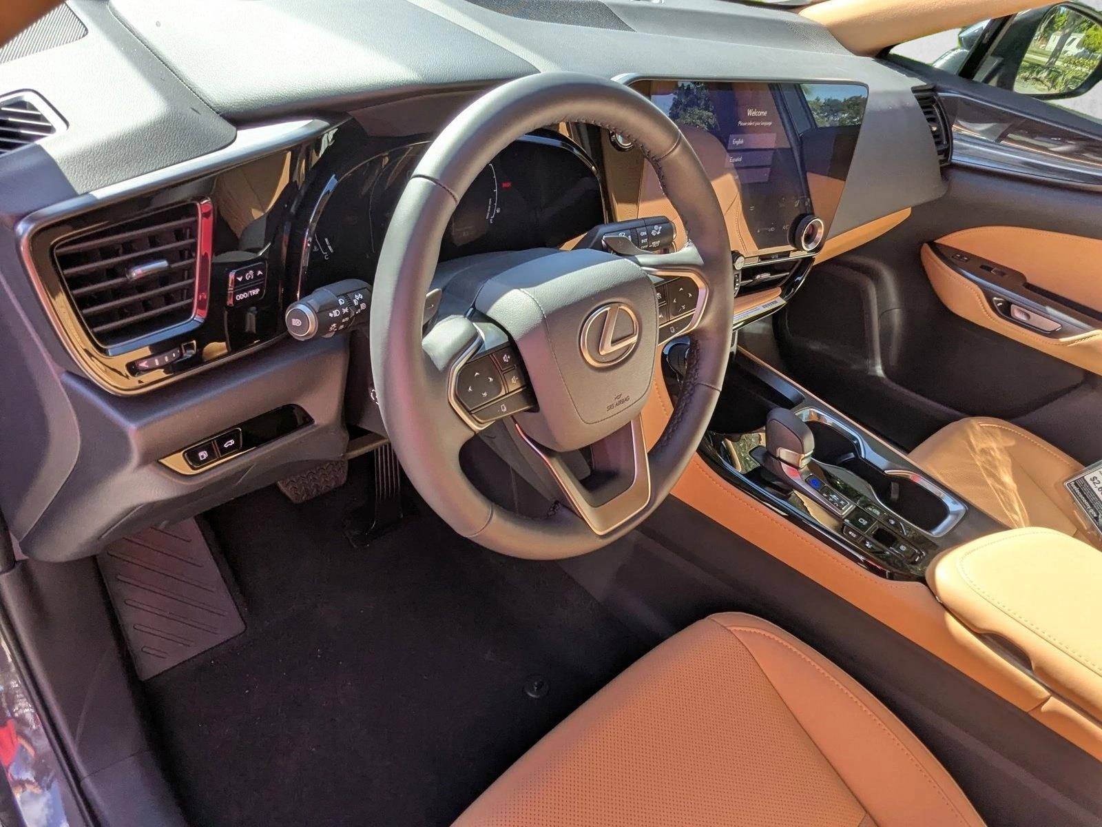 2026 Lexus NX 350 Premium photo 3