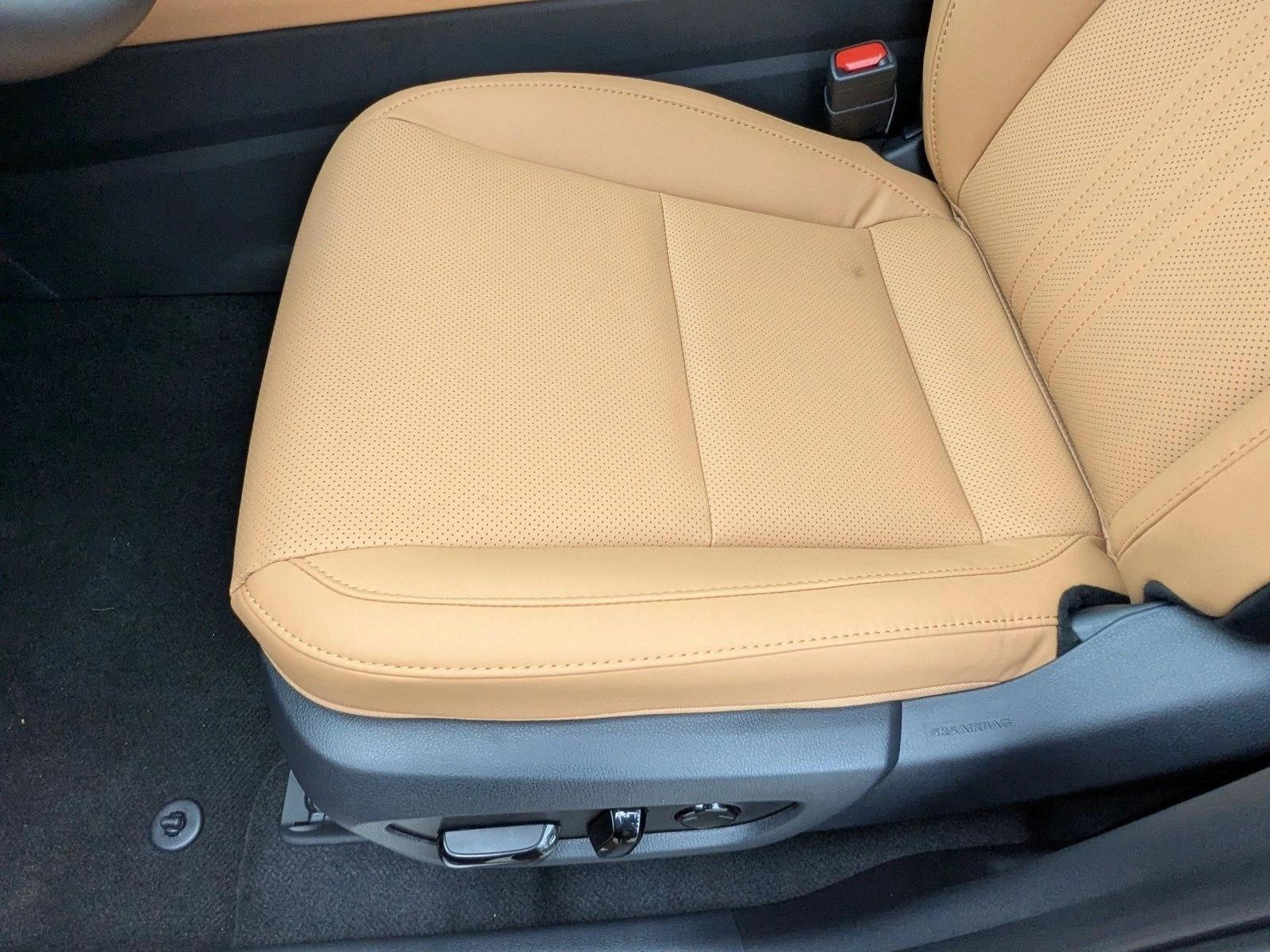 2026 Lexus NX 350 Premium photo 4