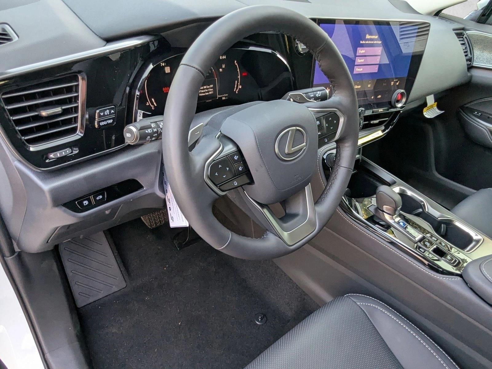 2026 Lexus NX 350 Luxury photo 2