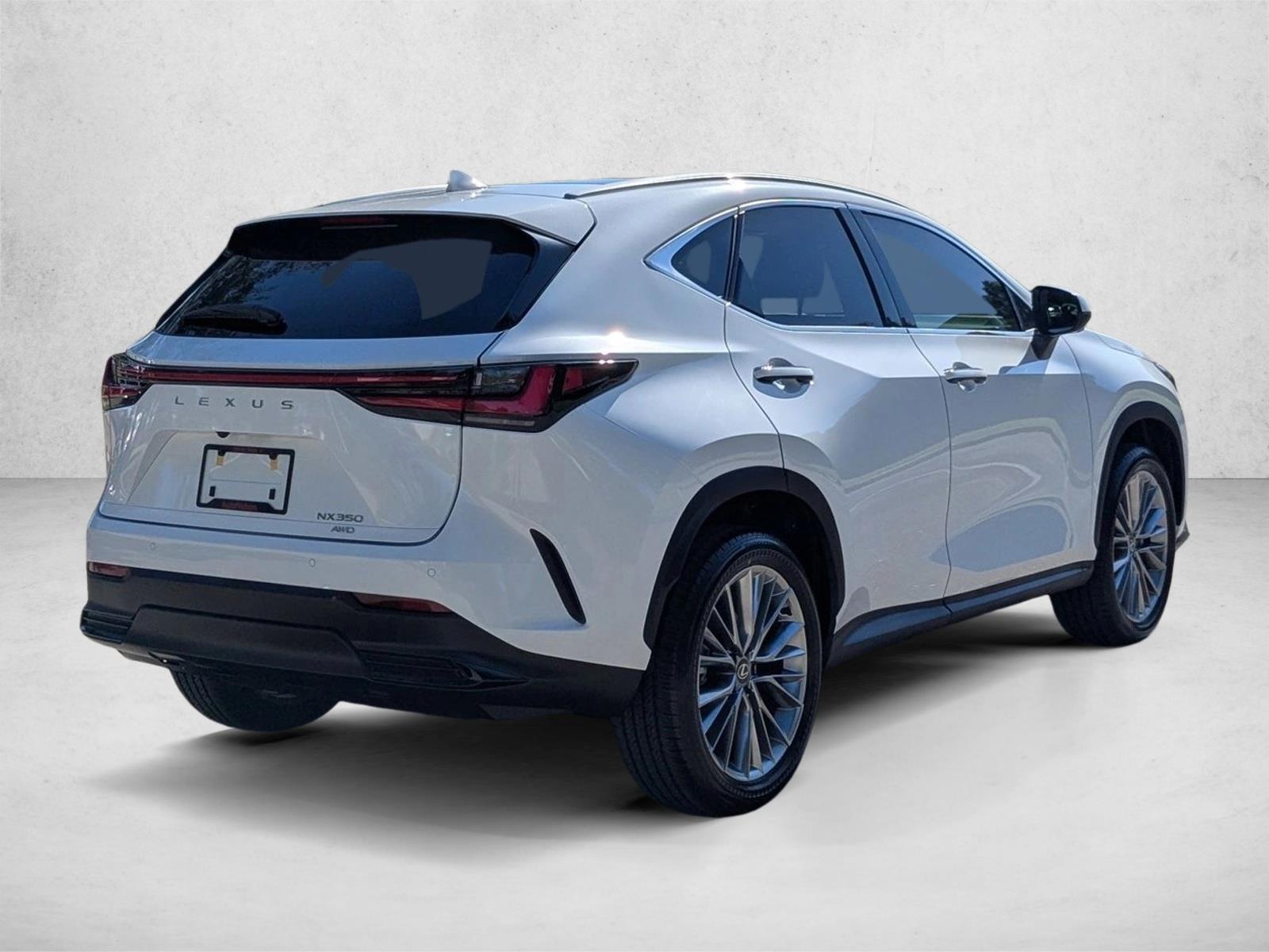 2026 Lexus NX 350 Luxury photo 2