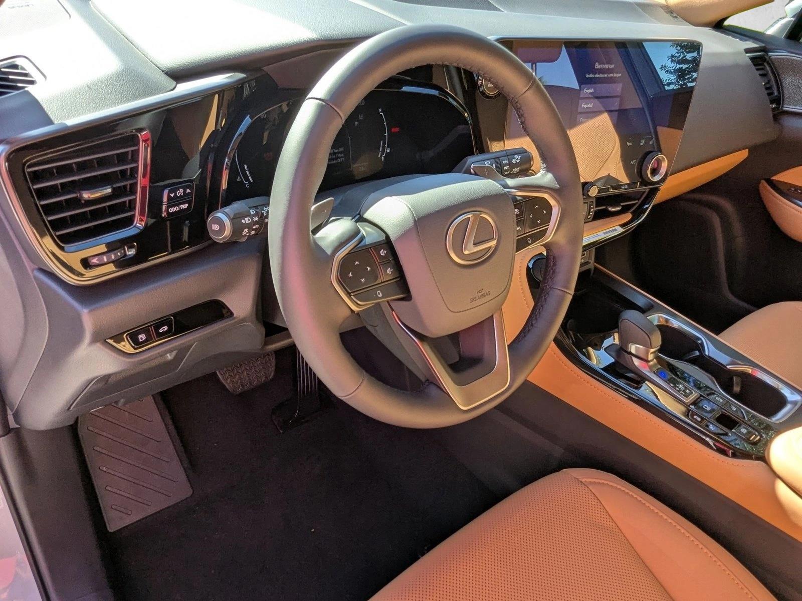 2026 Lexus NX 350 Luxury photo 3
