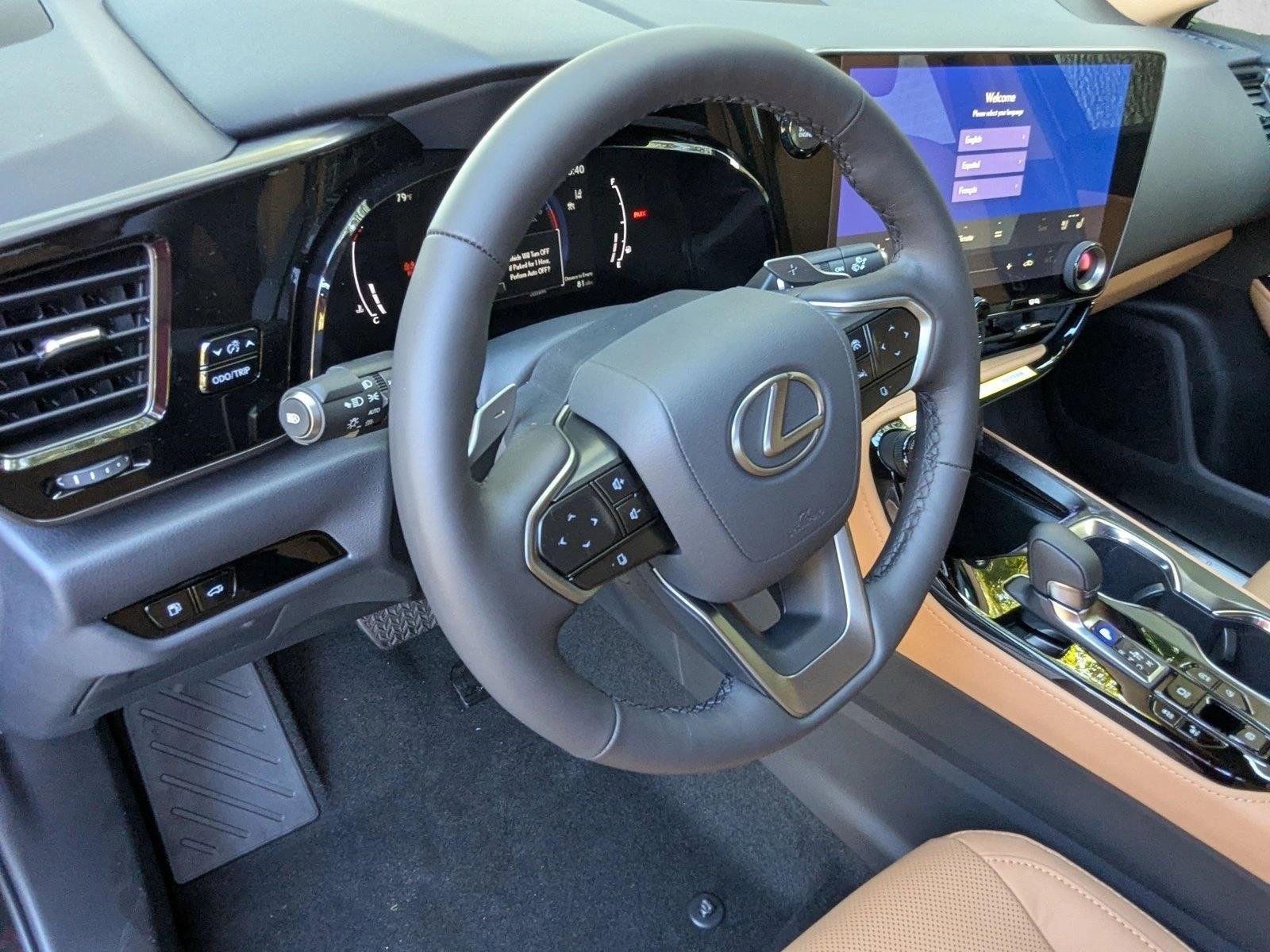 2026 Lexus NX 350 Luxury photo 3