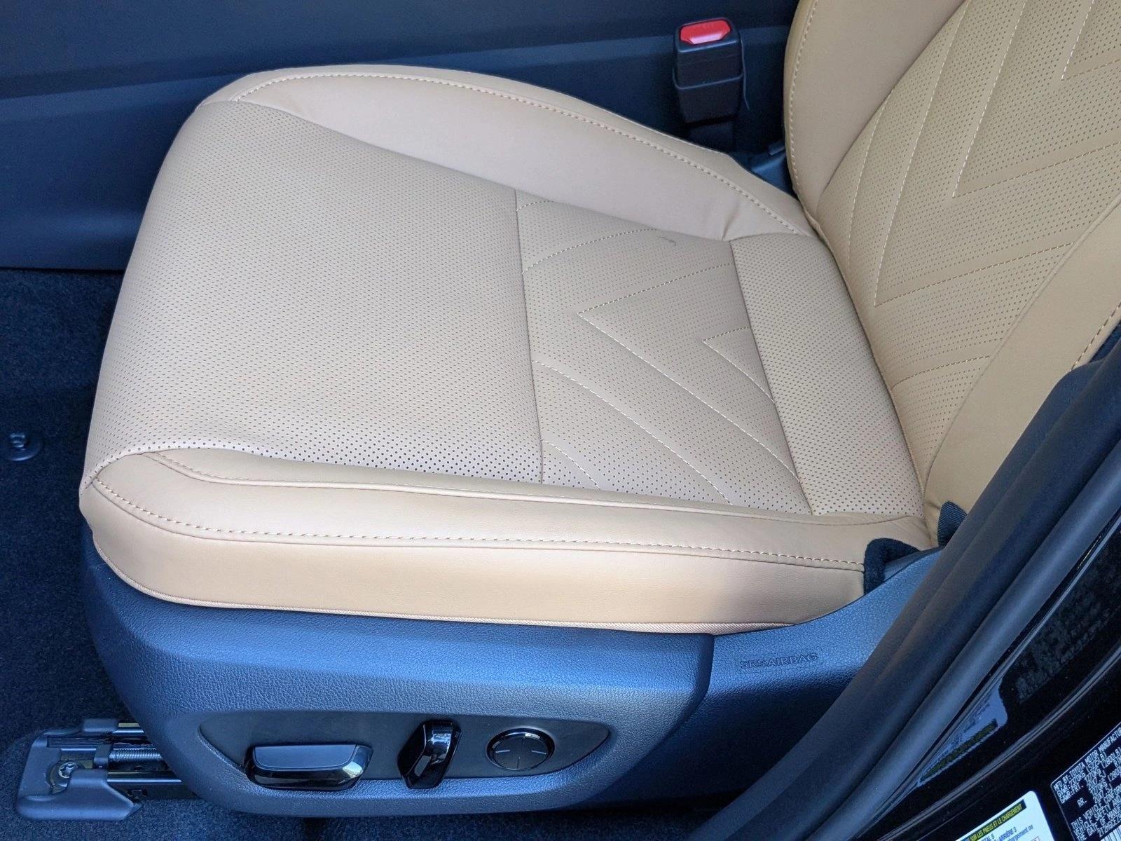 2026 Lexus NX 350 Luxury photo 4