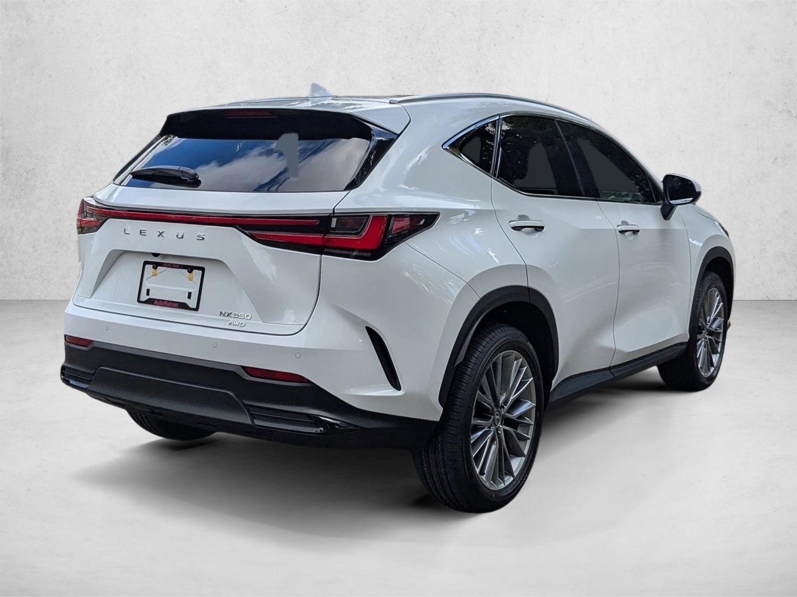 2026 Lexus NX 350 Luxury photo 2