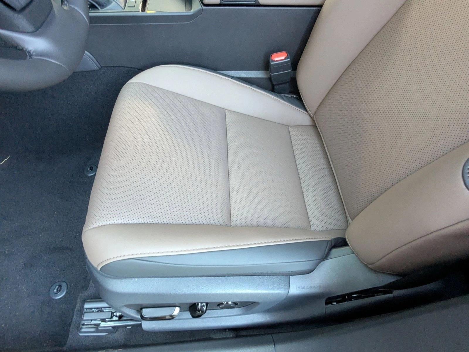 2025 Lexus ES 350 photo 4