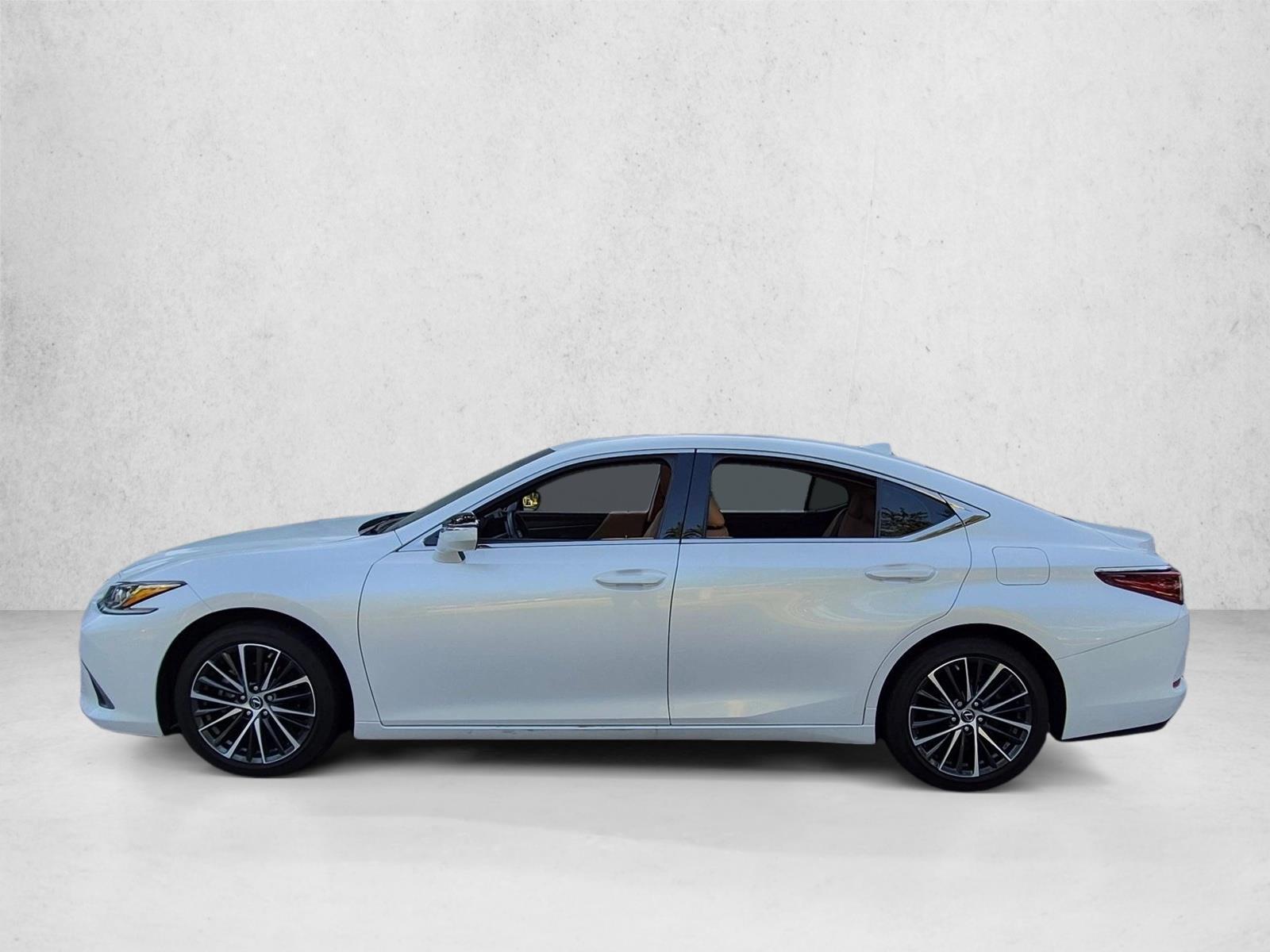 Certified Used 2025 Eminent White Pearl Lexus ES 350 image 4