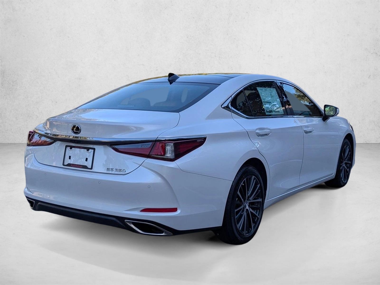 2025 Lexus ES 350 photo 2