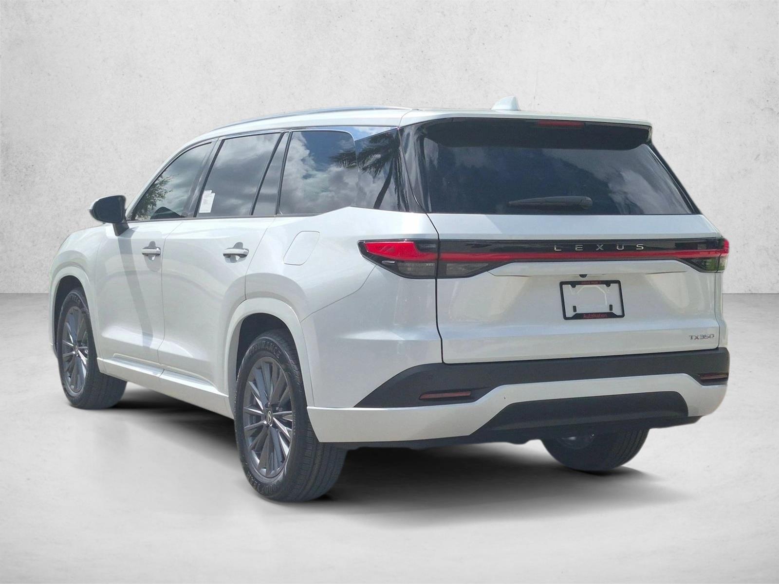 New 2026 Wind Chill Pearl Lexus  350 image 8