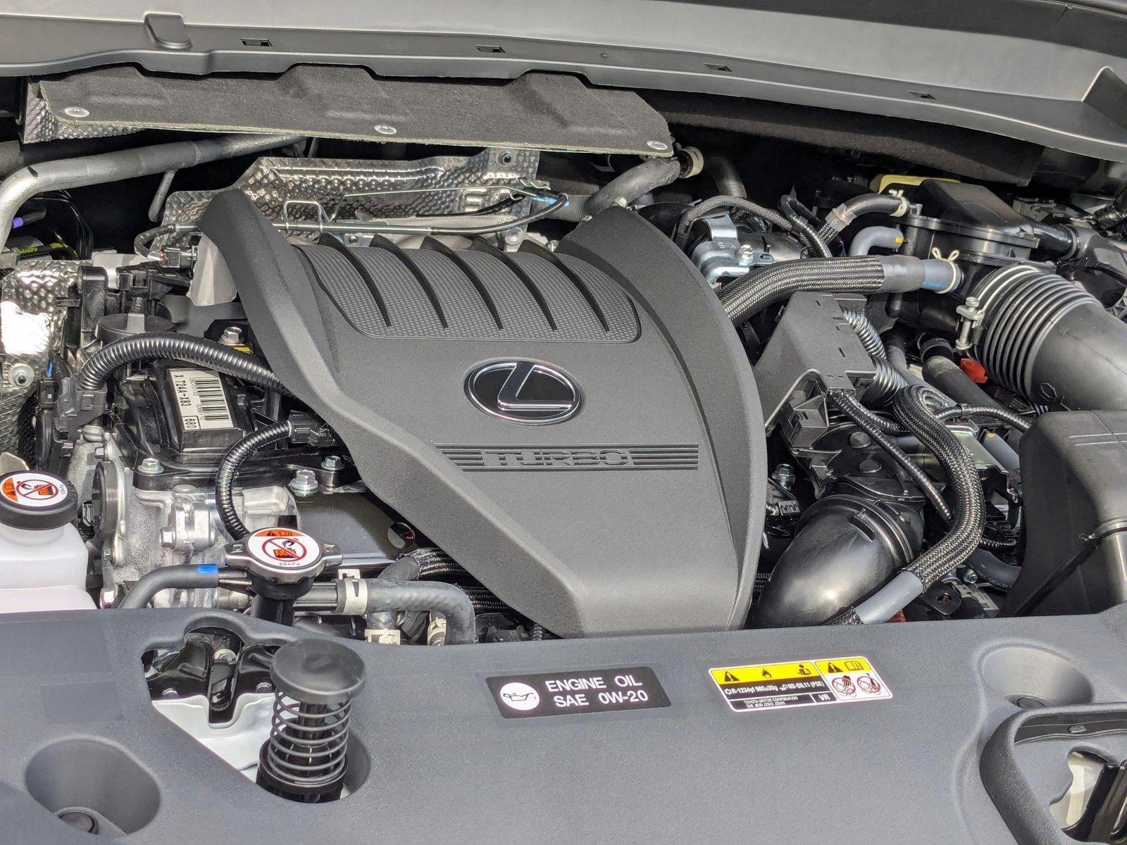 2025 Lexus TX 500h F SPORT Performance Premium photo 15
