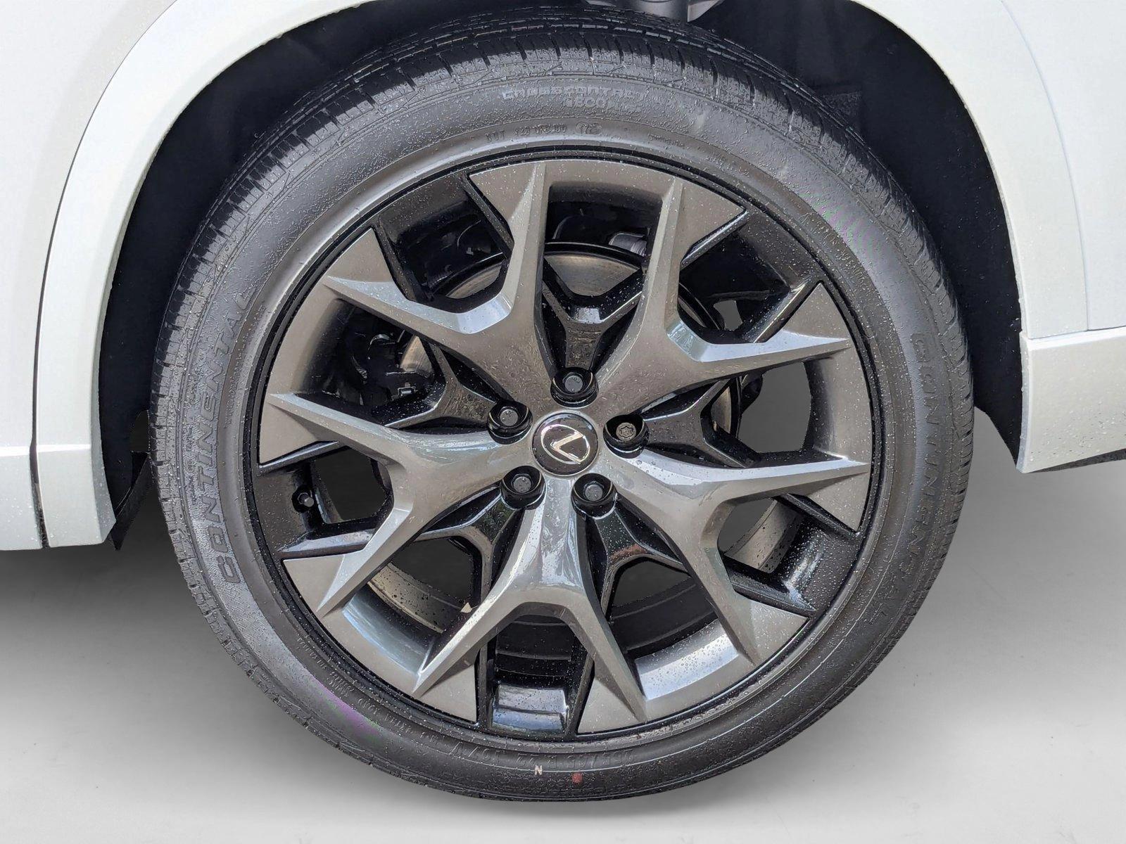 2025 Lexus TX 500h F SPORT Performance Premium photo 9