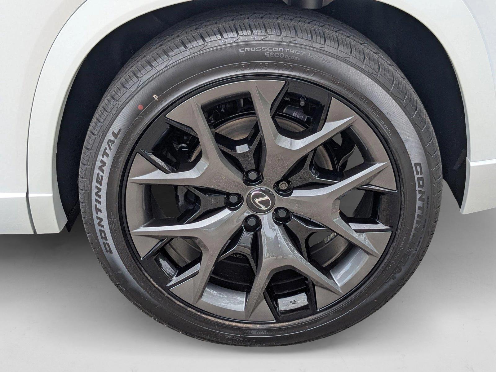 2025 Lexus TX 500h F SPORT Performance Premium photo 9