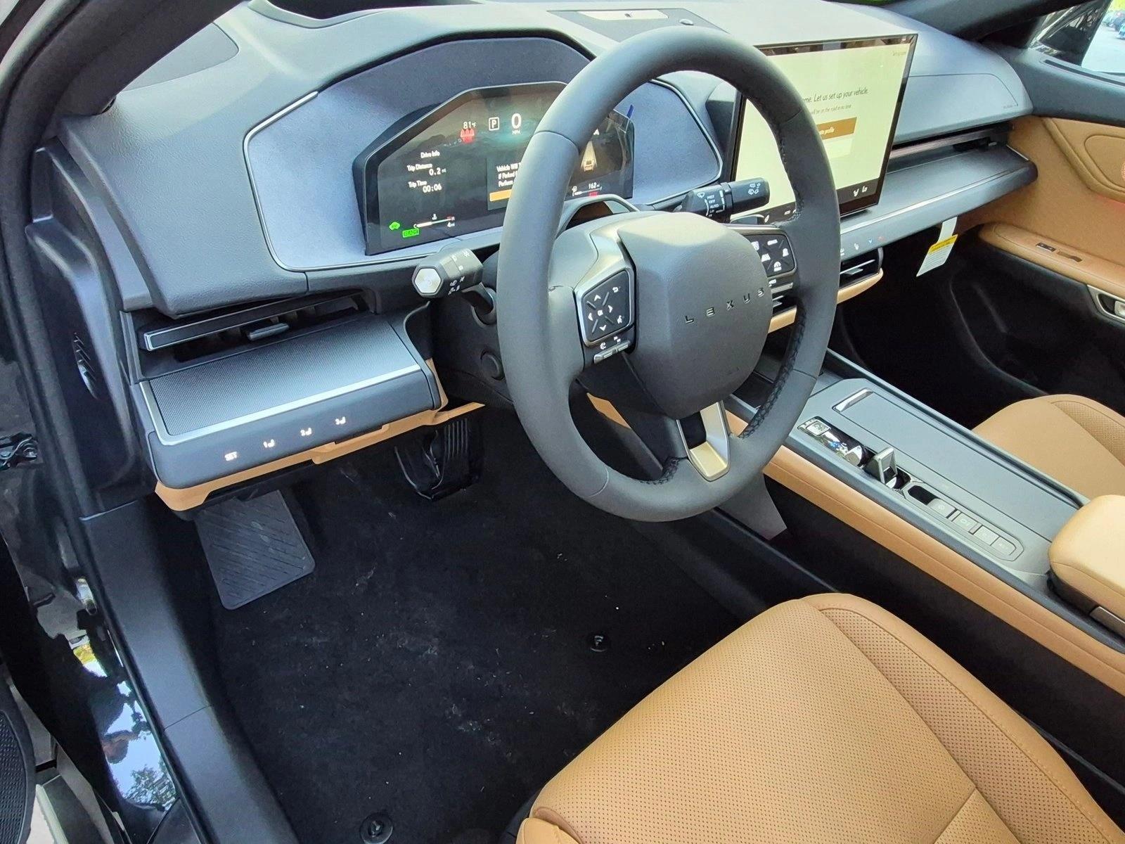 New 2026 Caviar Lexus ES 350h PREMIUM+ AWD image 3