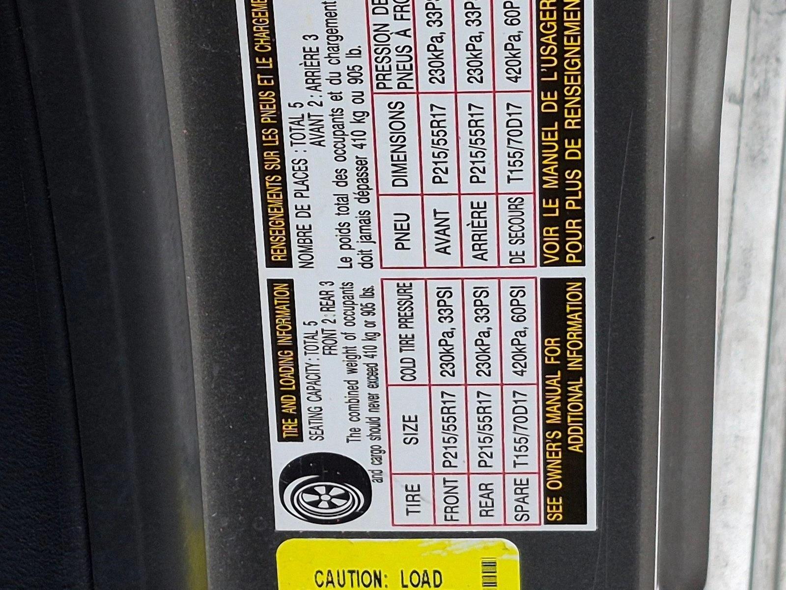 Used 2015 Atomic Silver Lexus  image 15