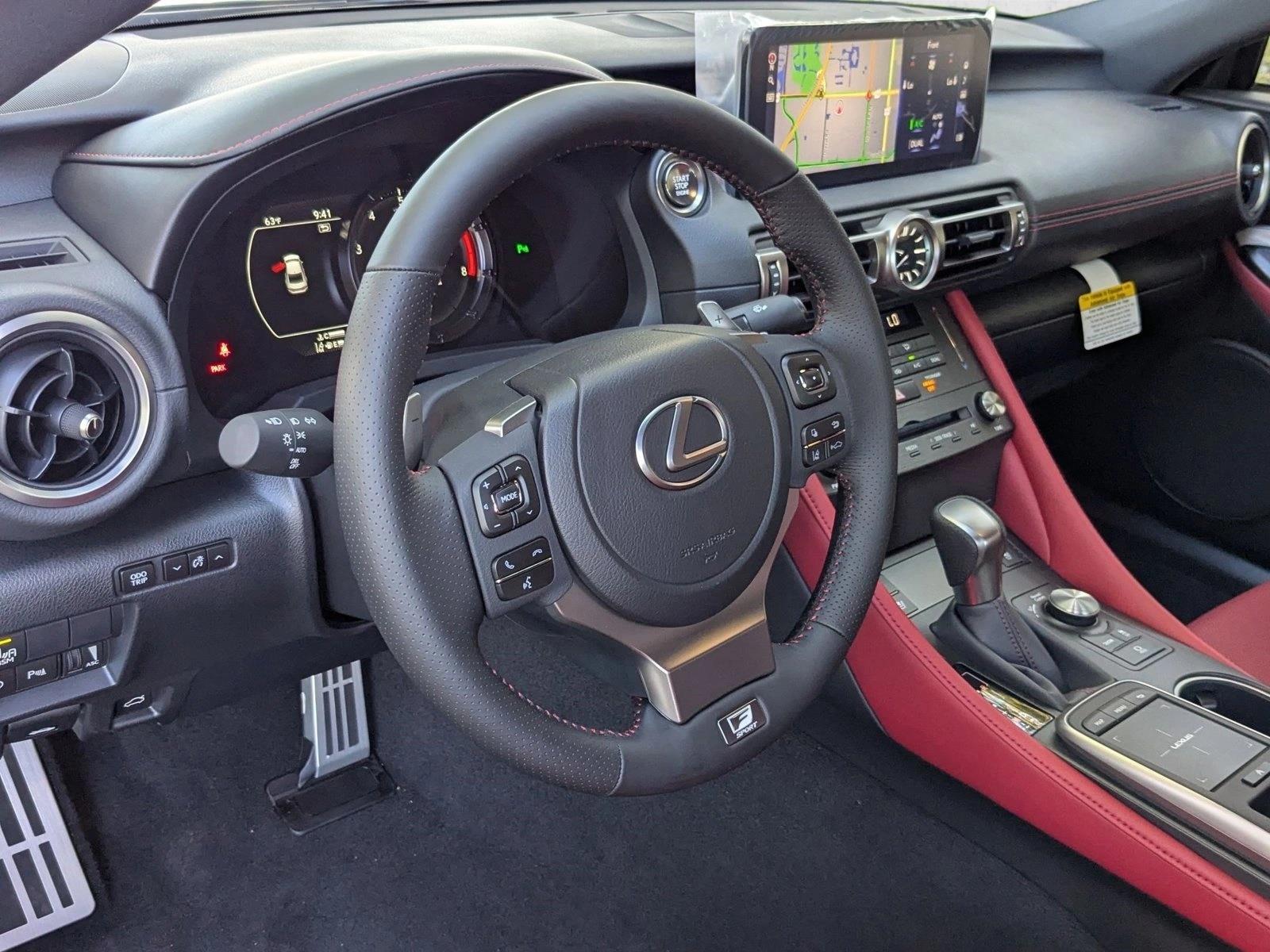 2025 Lexus RC 350 F SPORT photo 3