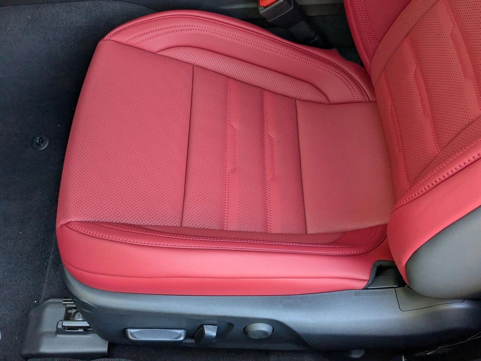 2025 Lexus RC 350 F SPORT photo 4