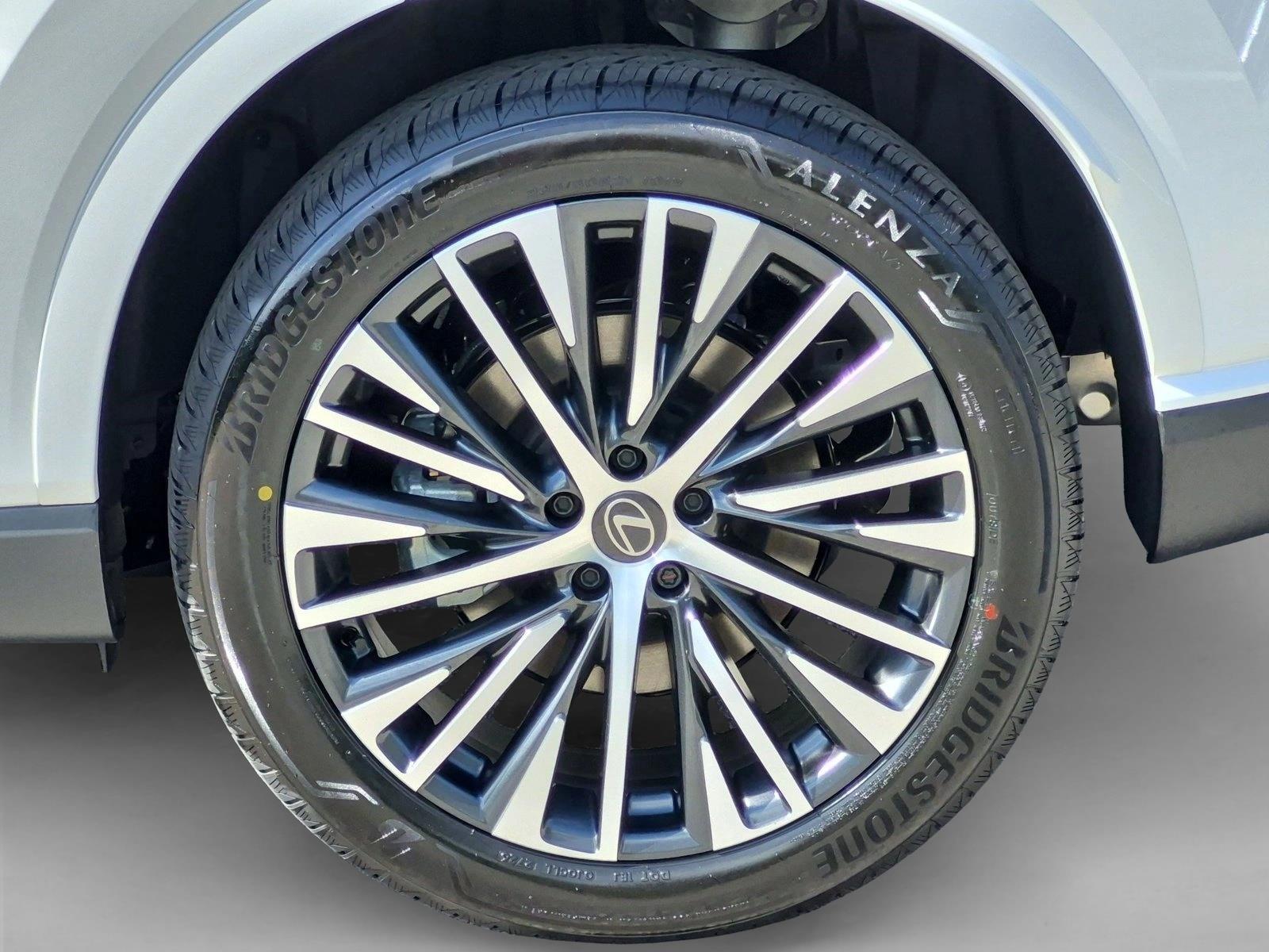 New 2026 Eminent White Pearl Lexus  350 PREMIUM+ image 10