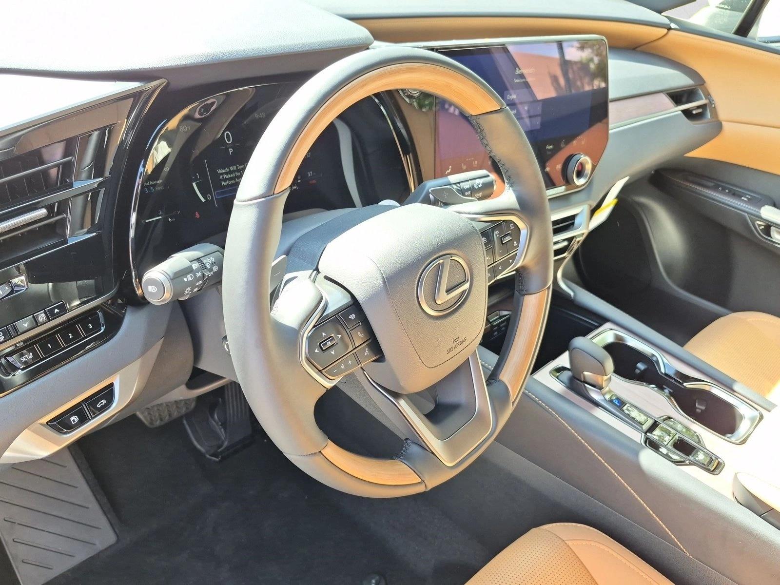 New 2026 Eminent White Pearl Lexus  350 PREMIUM+ image 3