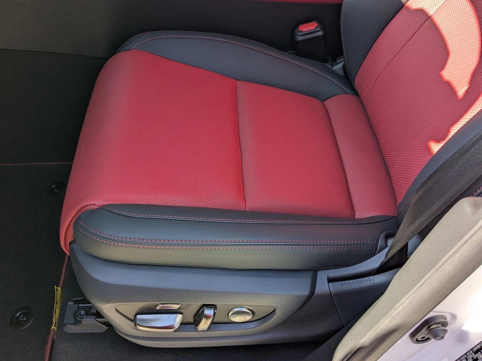 2025 Lexus LX F SPORT Handling photo 4