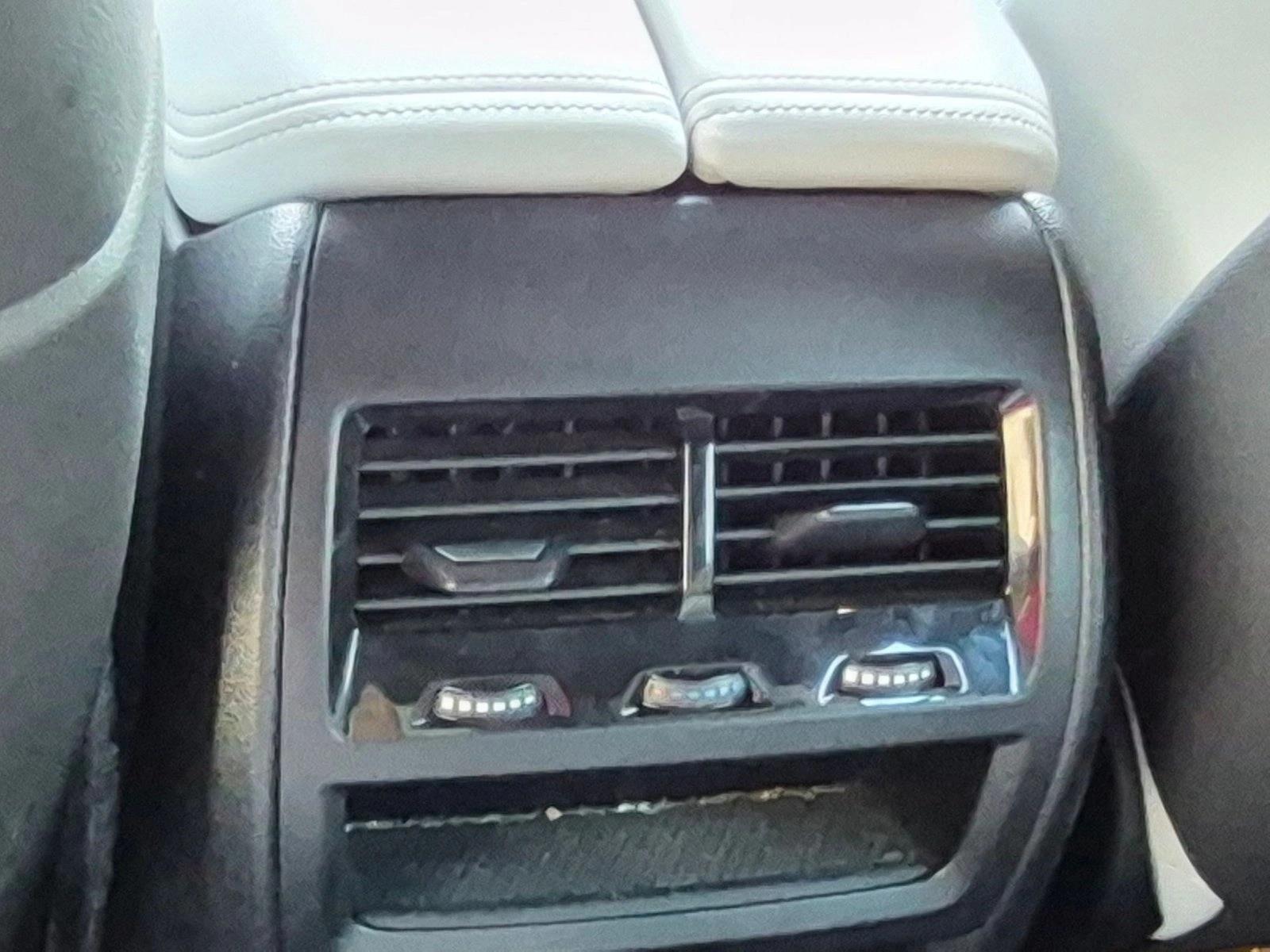 Used 2024 Skyscraper Grey Metallic BMW sDrive40i image 15