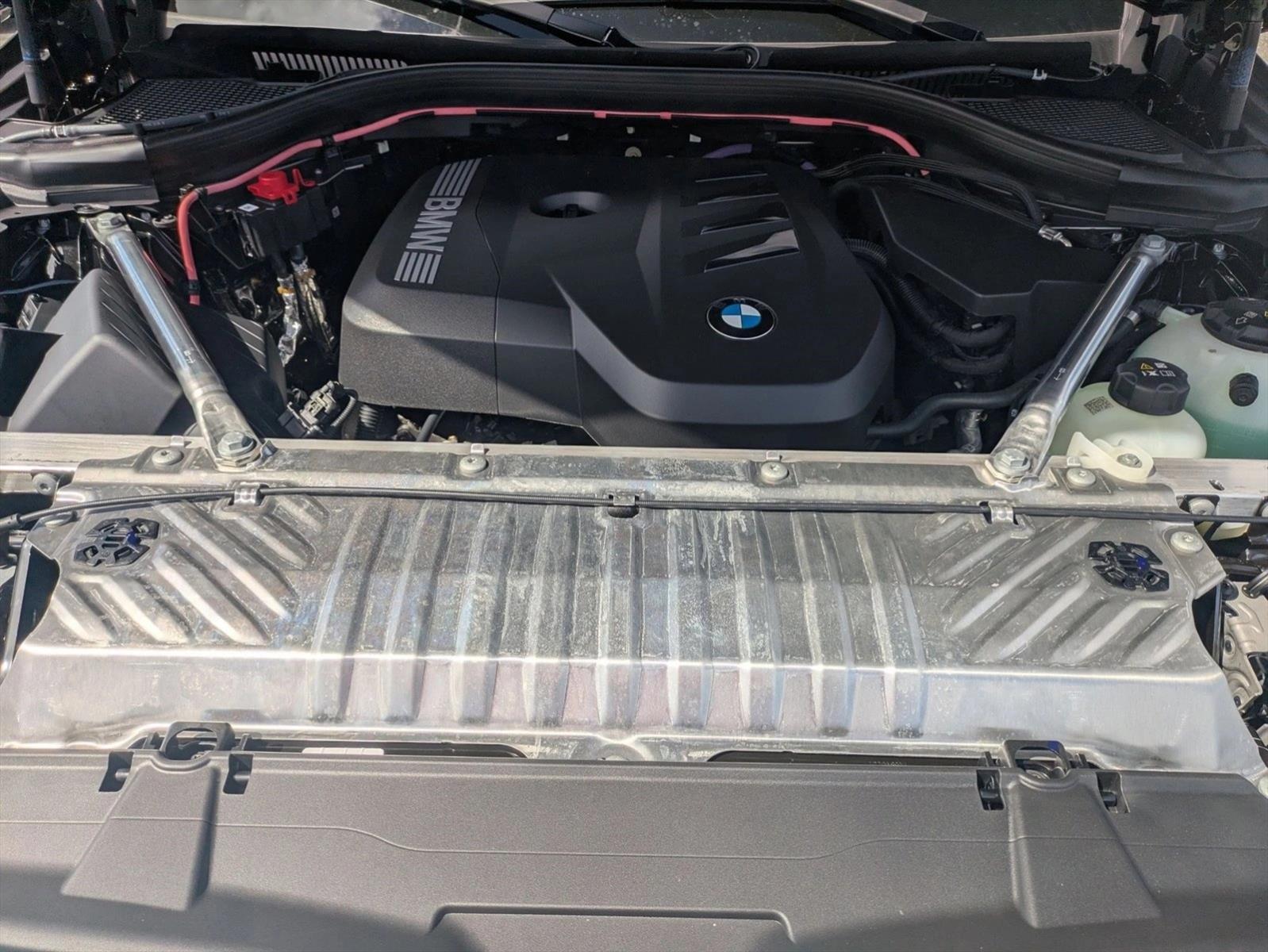 2026 BMW X3 30 - Photo 13