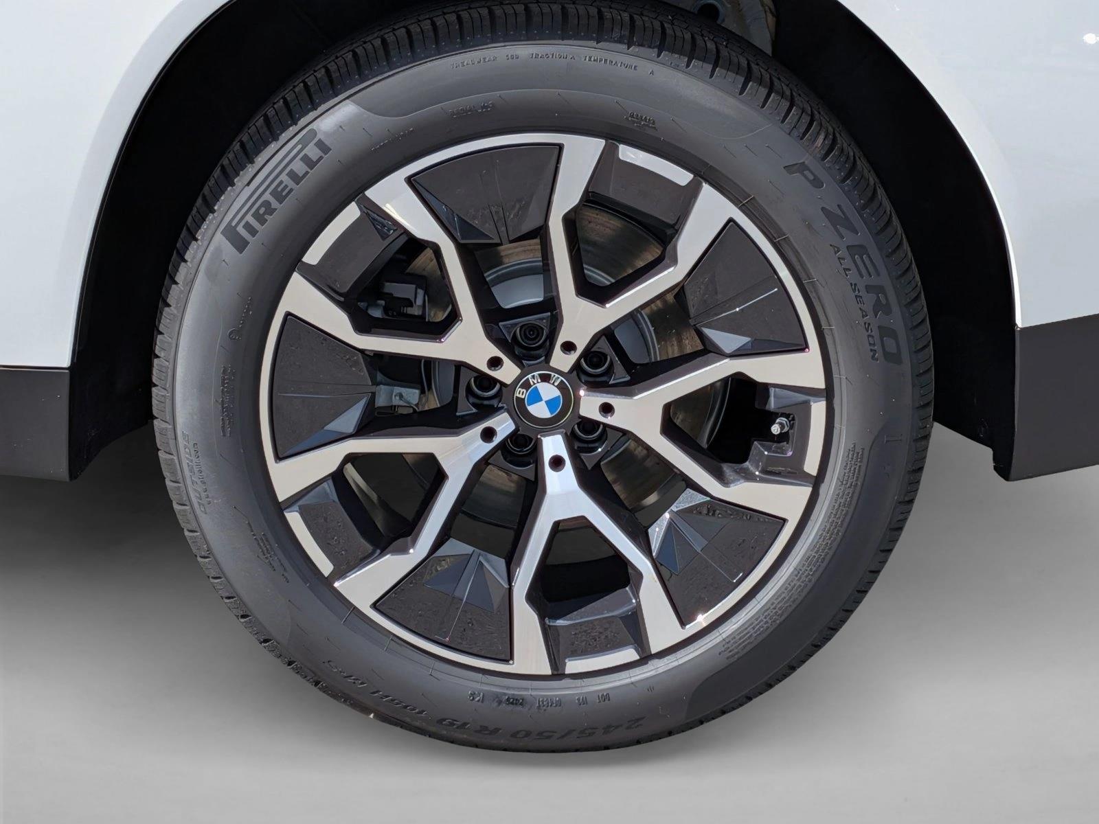 Used 2026 Alpine White BMW 30 xDrive image 10