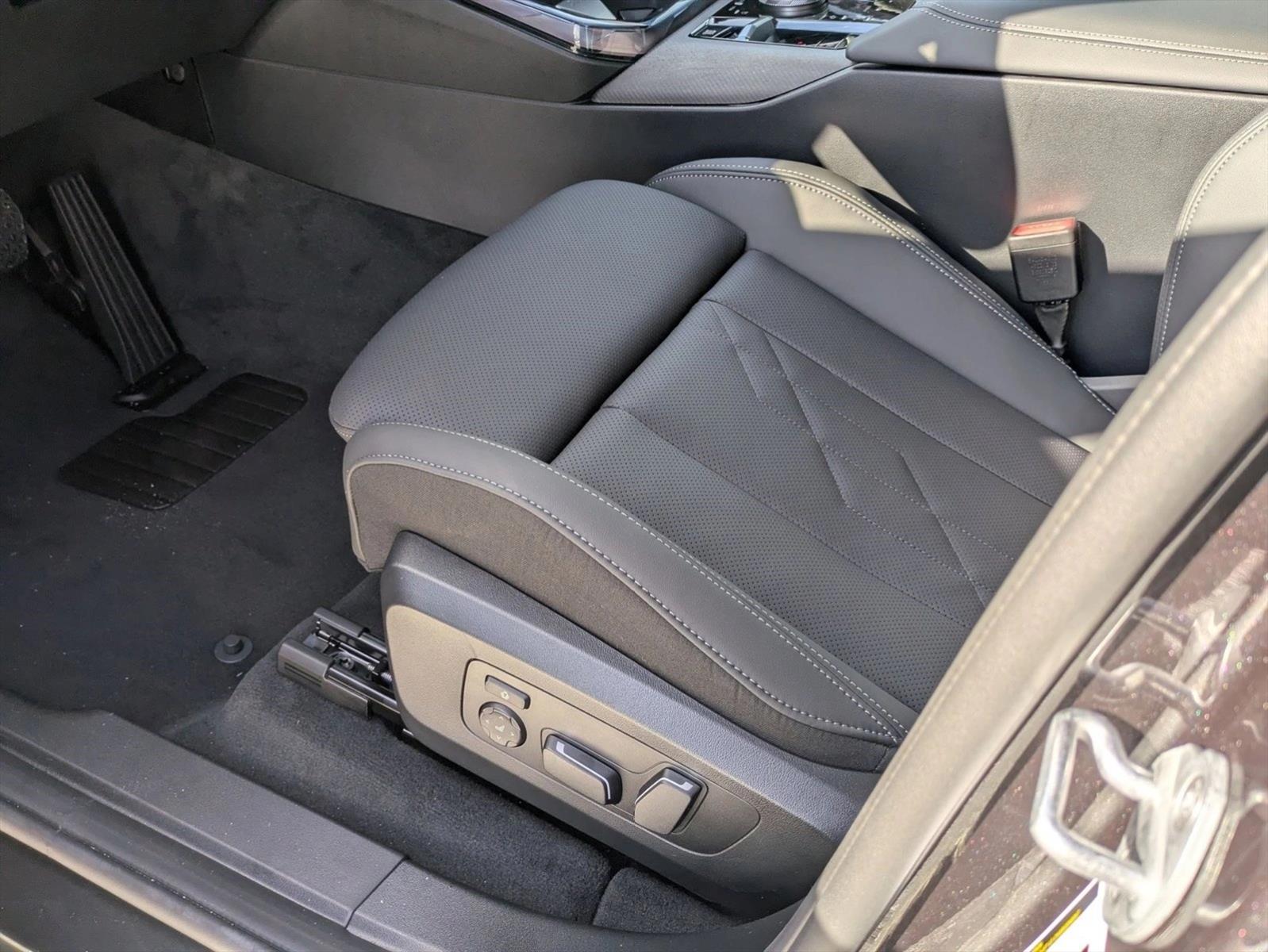 Used 2026 Dark Graphite Metallic BMW 30 xDrive image 4