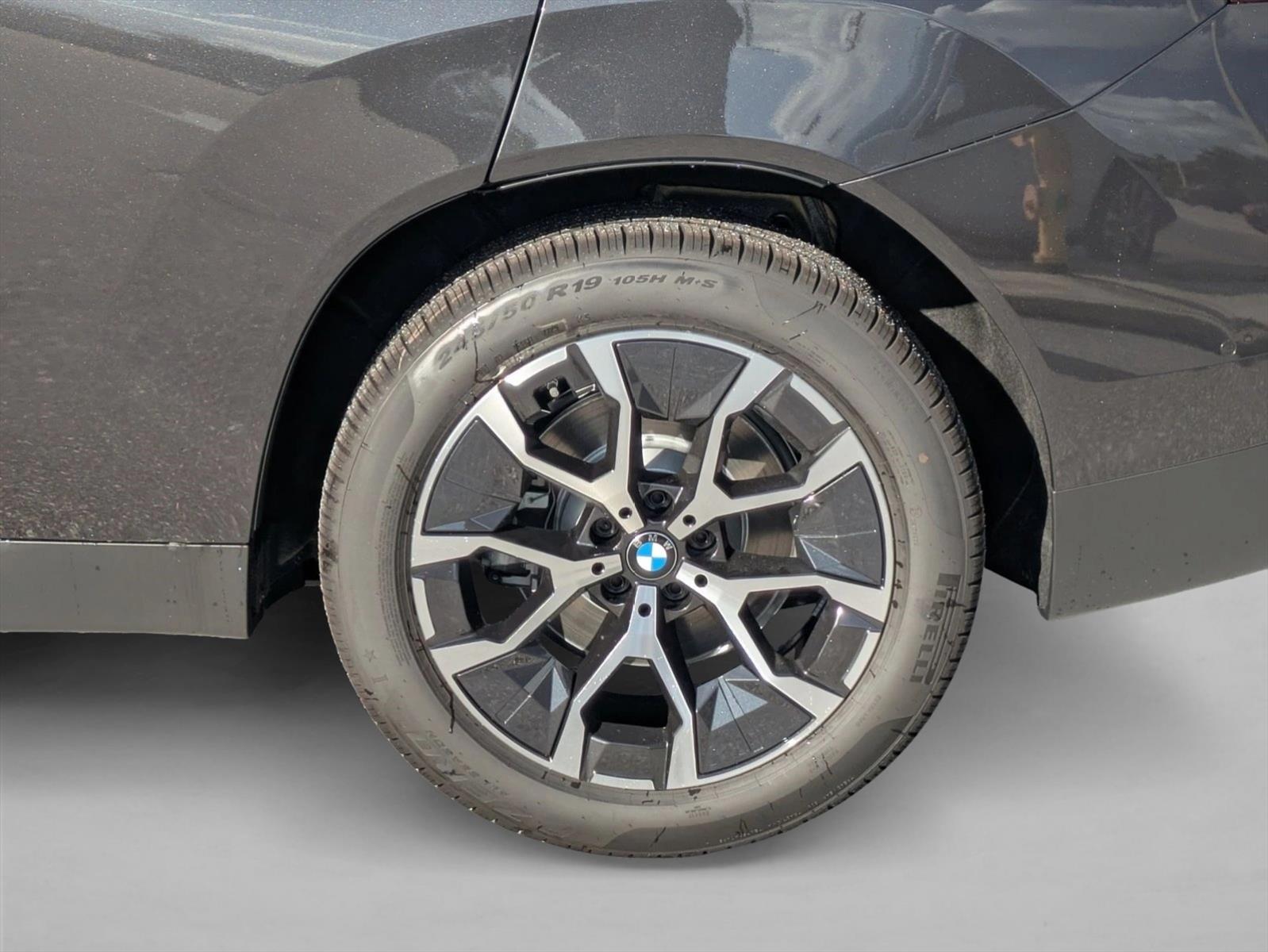 Used 2026 Dark Graphite Metallic BMW 30 xDrive image 9