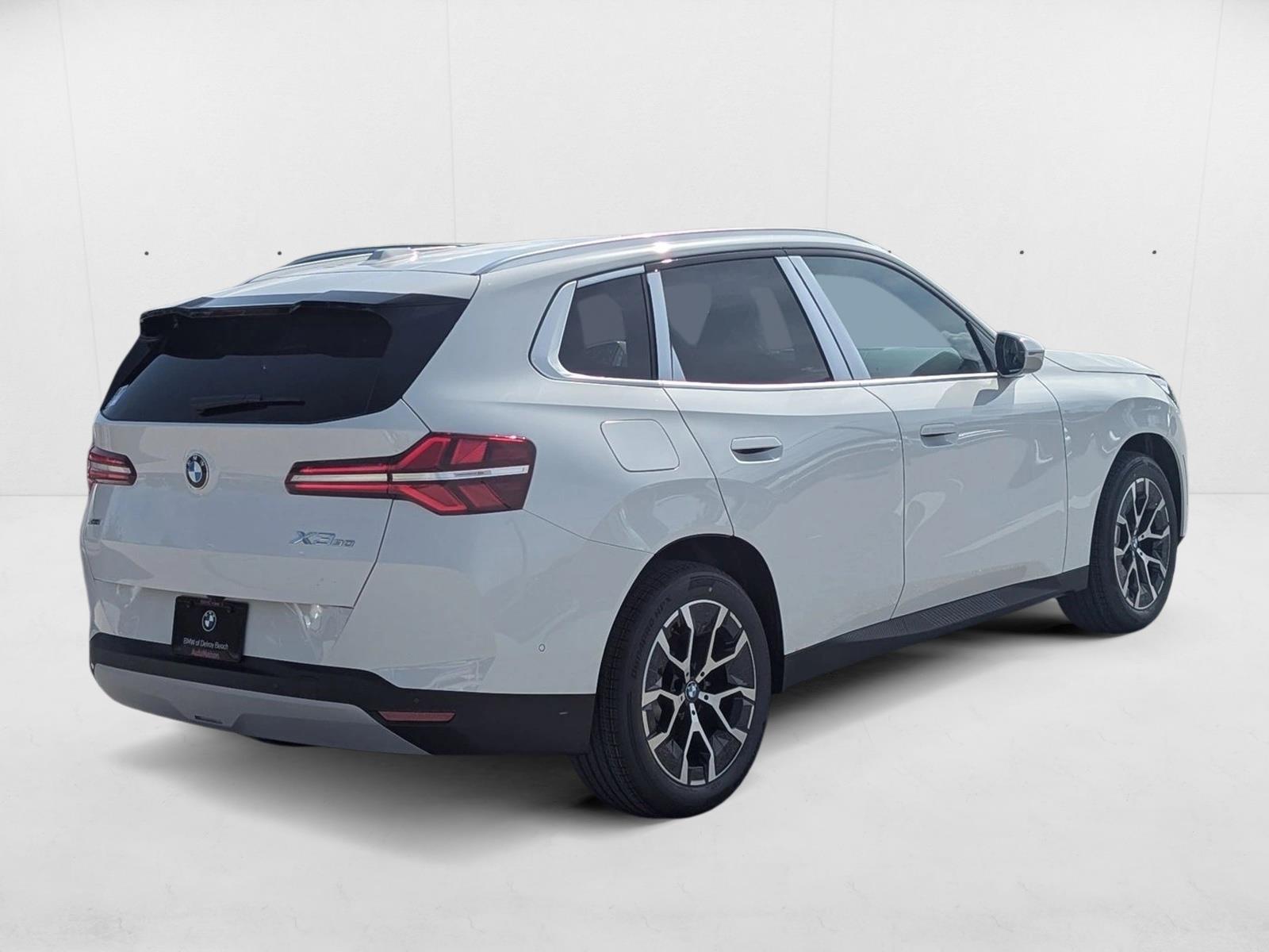 Used 2026 Alpine White BMW 30 xDrive image 2