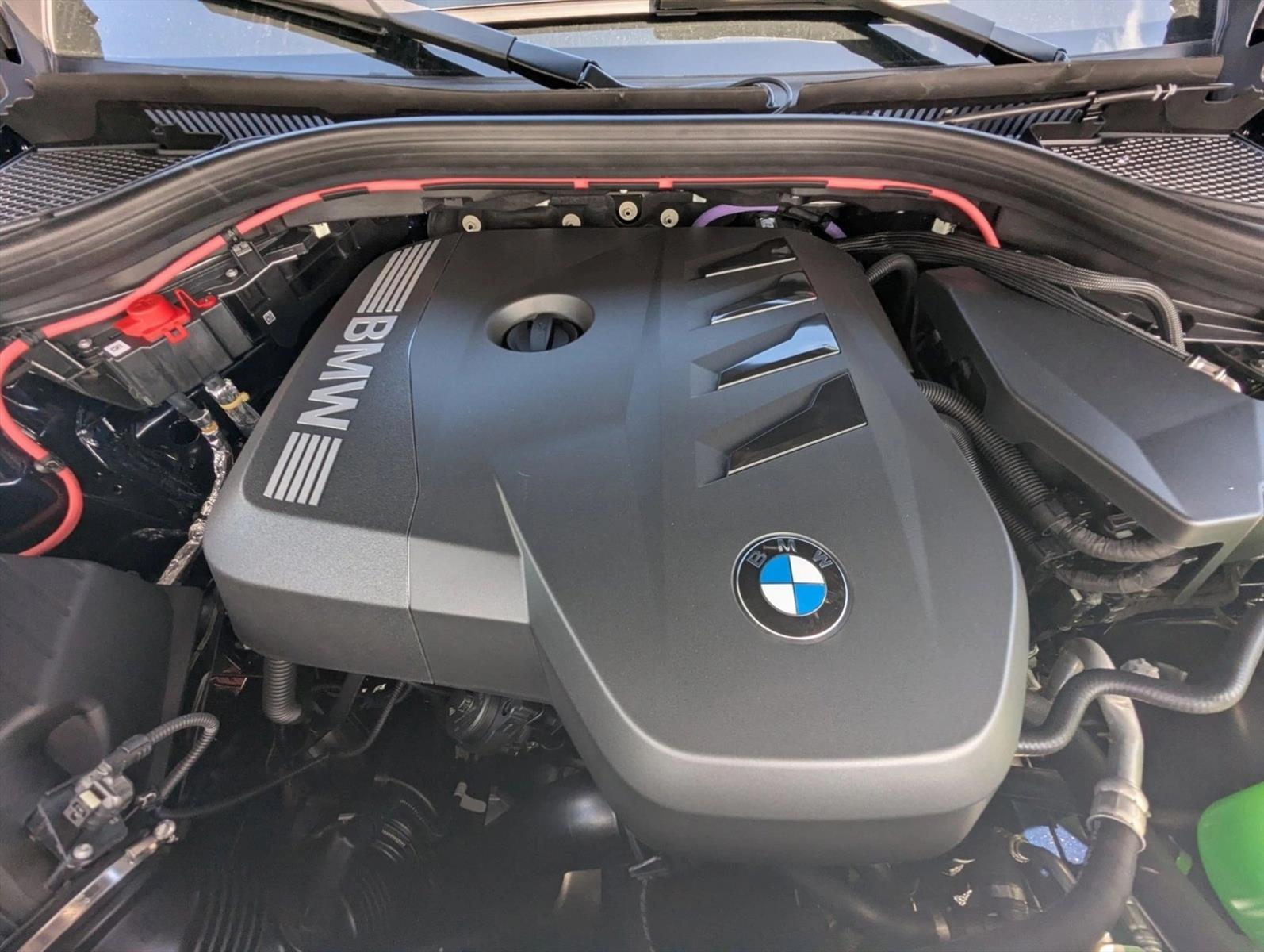 2026 BMW X3 30 - Photo 16