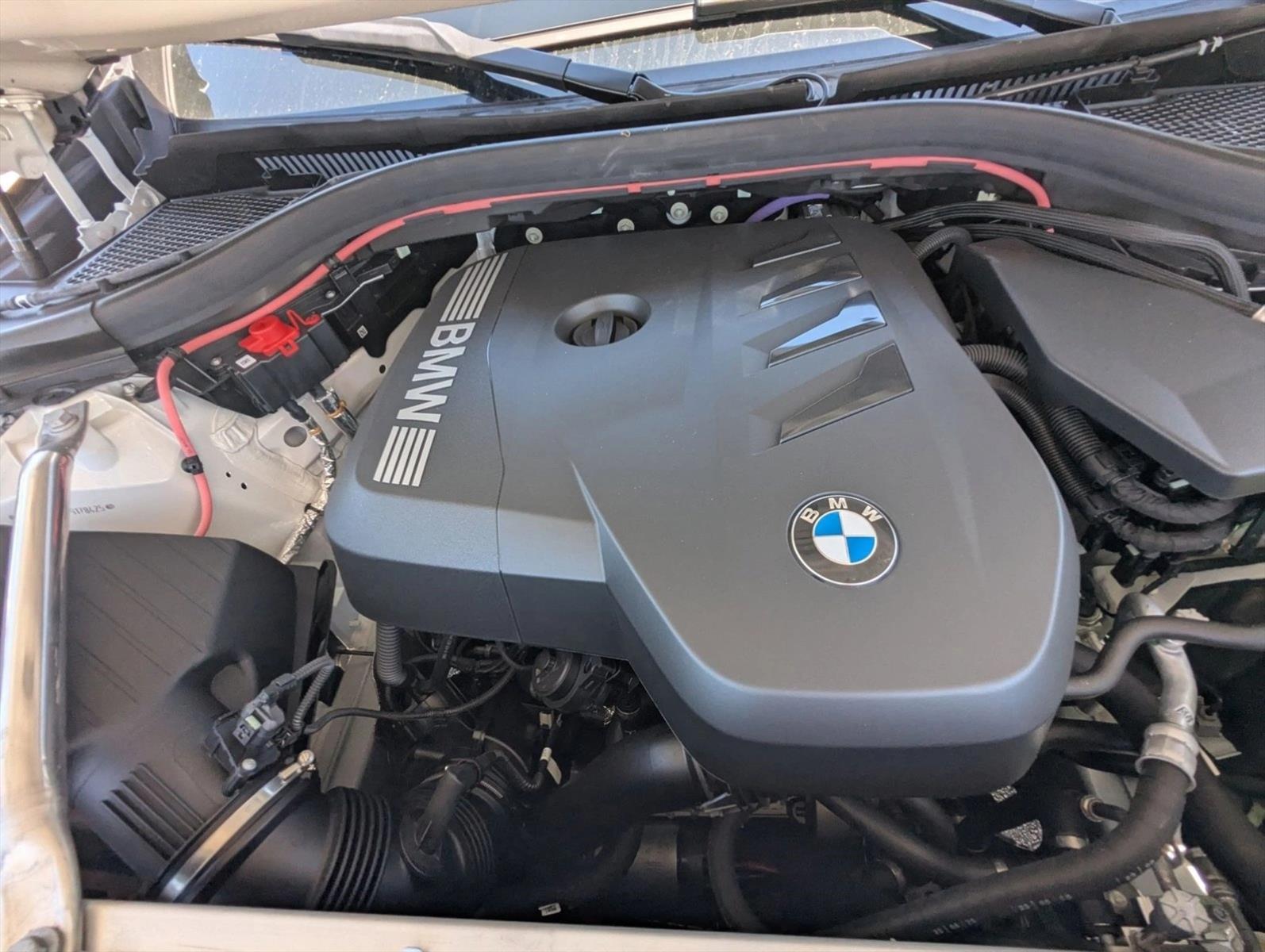 2026 BMW X3 30 - Photo 15