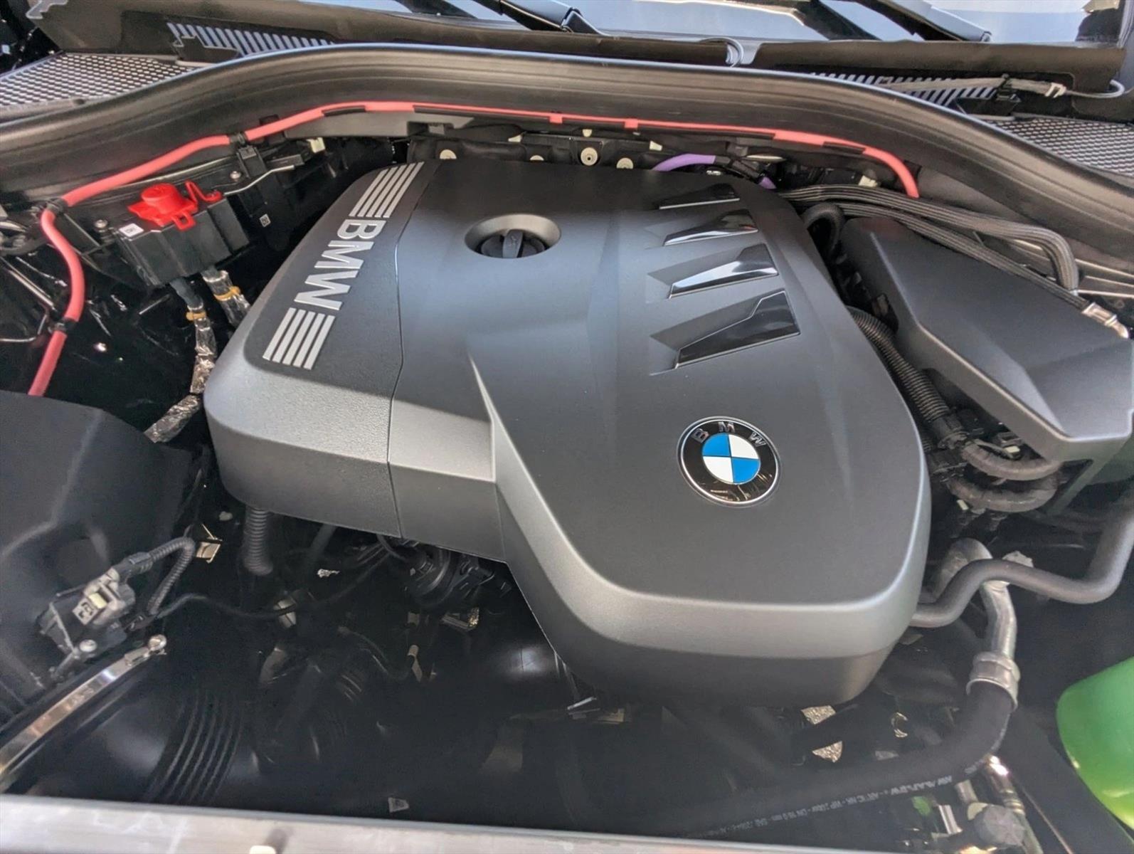 2026 BMW X3 30 - Photo 16