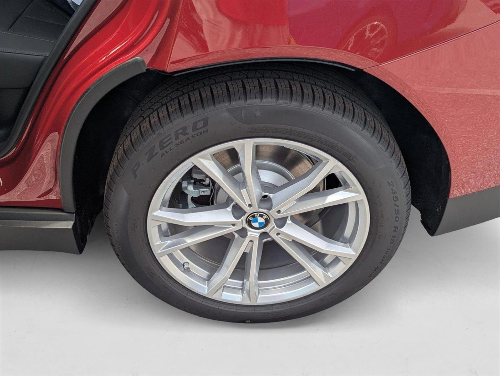 Used 2025 Vegas Red Metallic BMW 30 xDrive image 9
