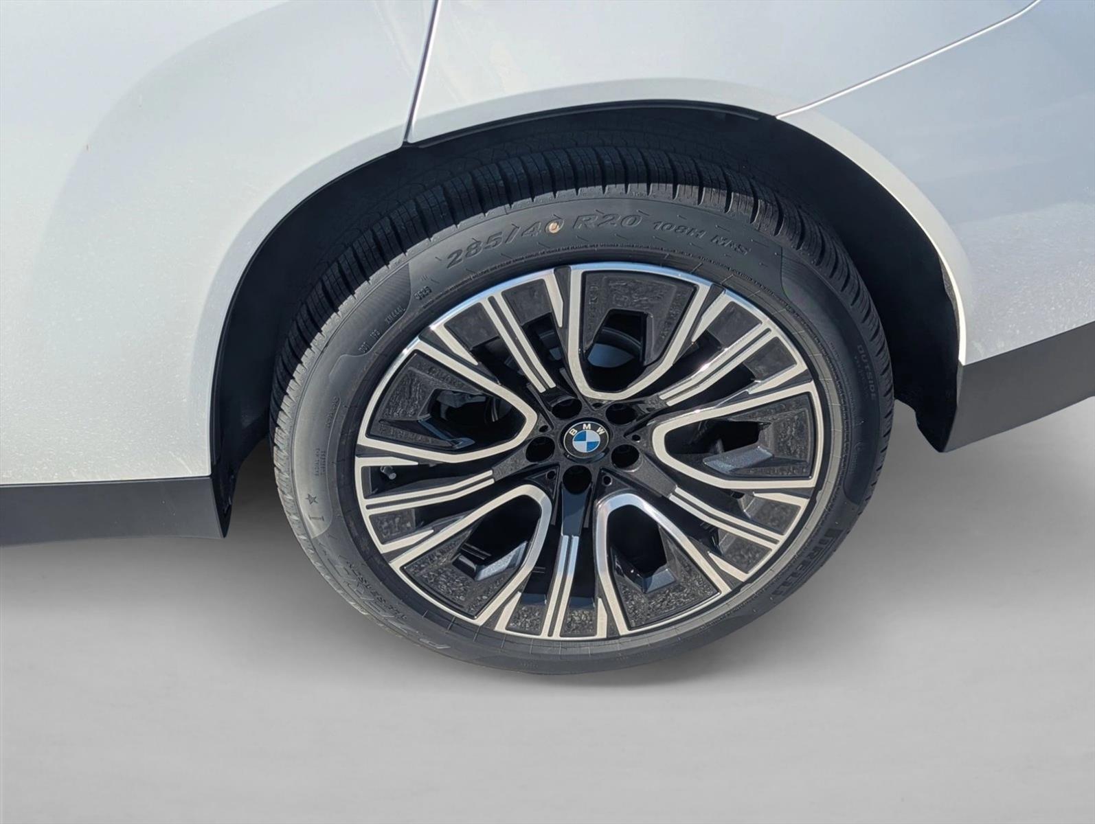 2026 BMW X3 30 - Photo 9