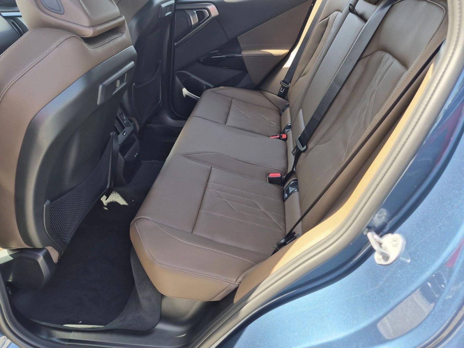 2026 BMW X3 30 - Photo 14