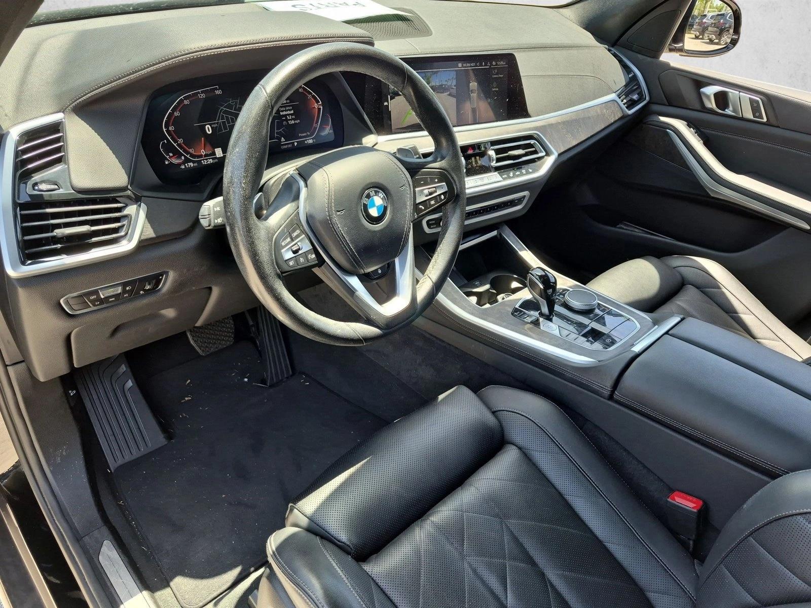 Used 2023 Jet Black BMW sDrive40i image 10