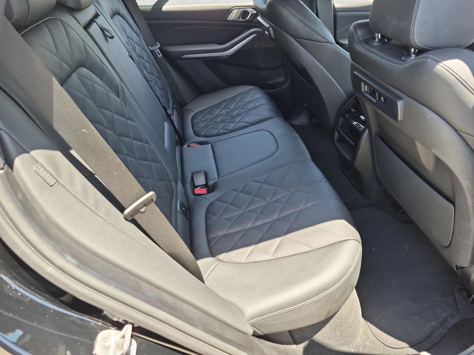 Used 2023 Jet Black BMW sDrive40i image 21