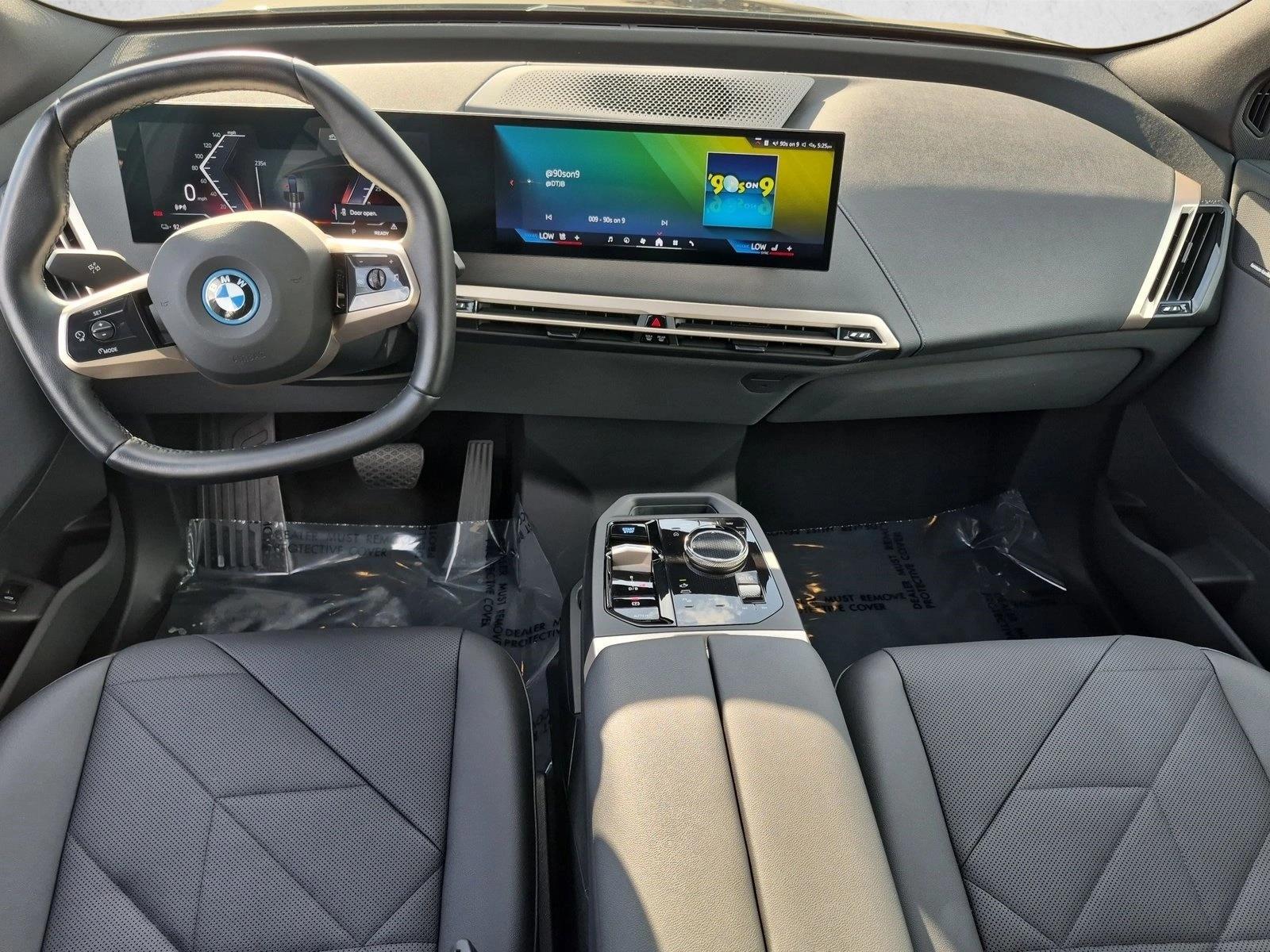 Used 2024 Black Sapphire Metallic BMW xDrive50 image 19