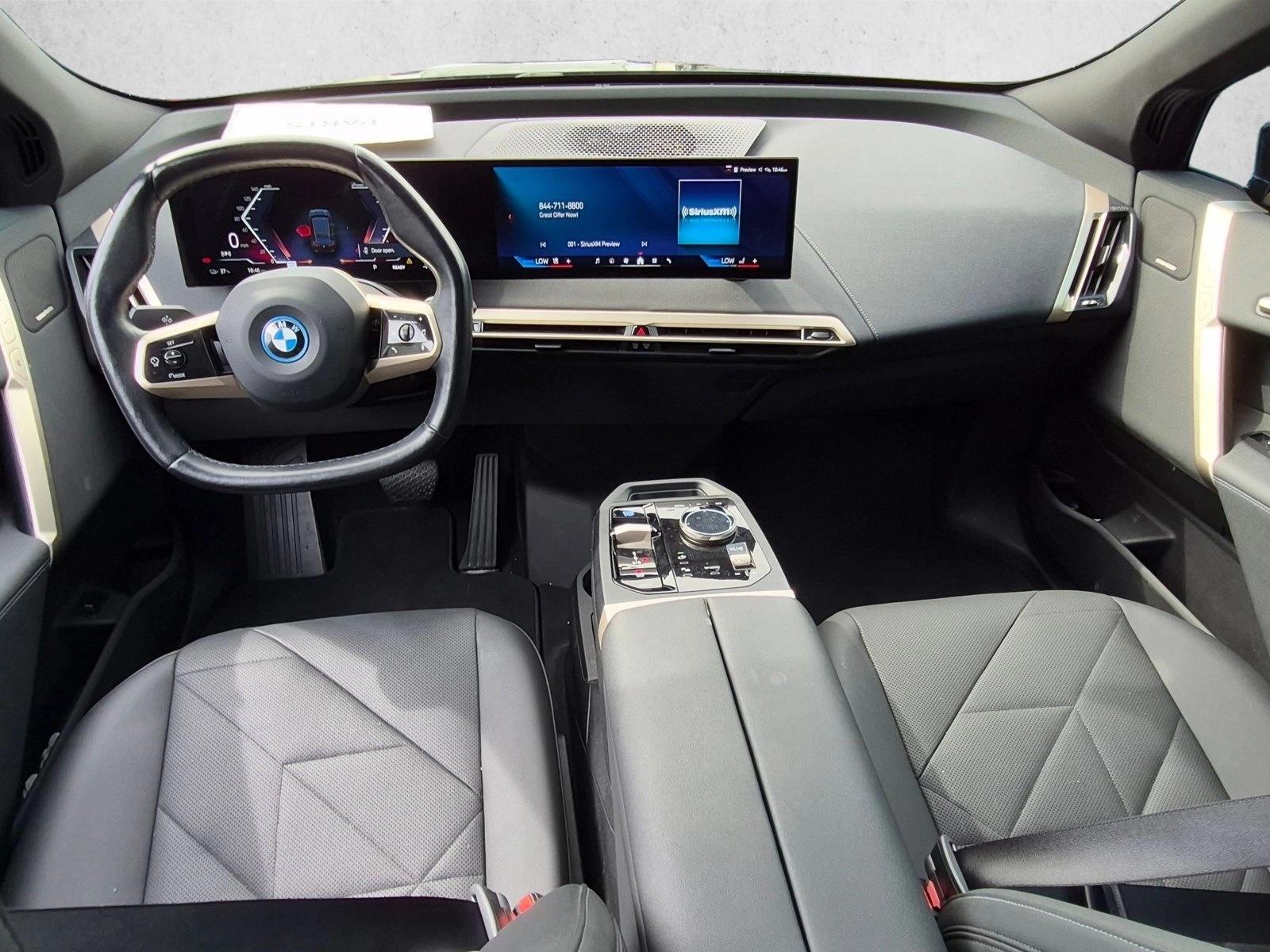 Used 2024 Black Sapphire Metallic BMW xDrive50 image 17