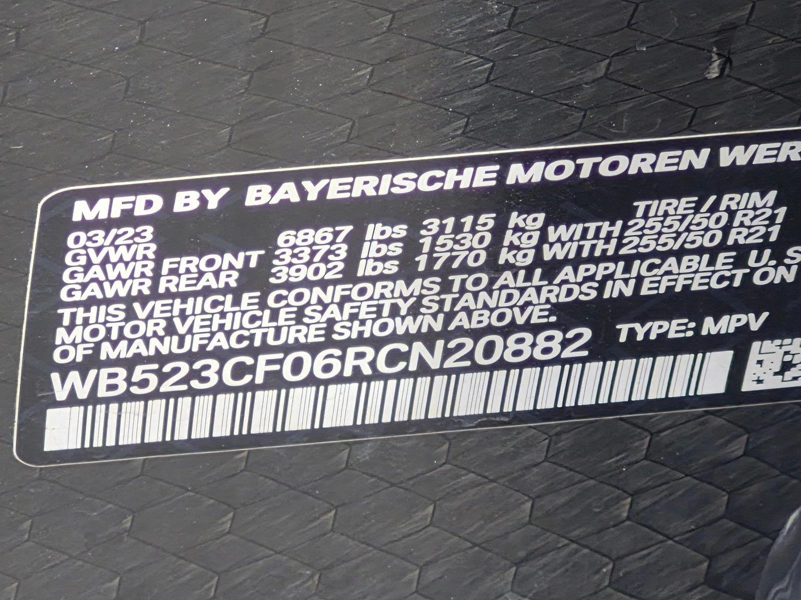 Used 2024 Black Sapphire Metallic BMW xDrive50 image 22