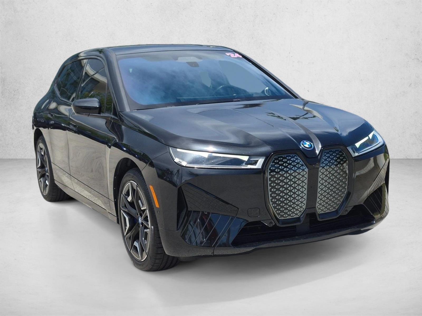 Used 2024 Black Sapphire Metallic BMW xDrive50 image 3