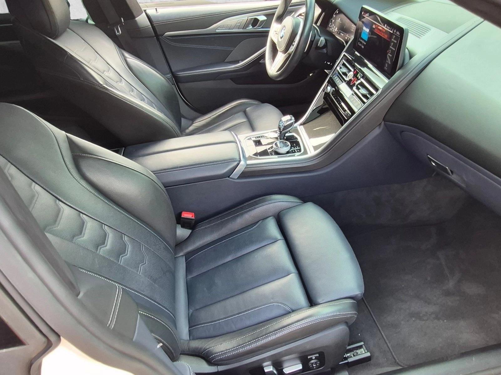 Used 2023 Alpine White BMW M850i image 19